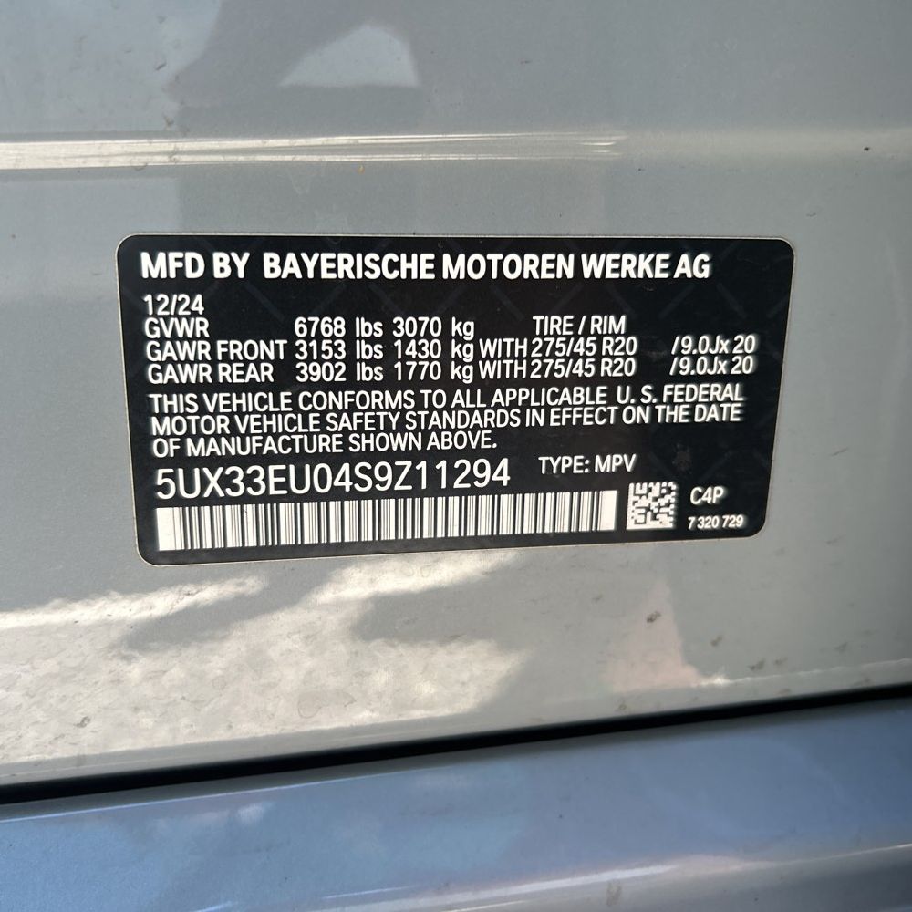 2025 BMW X5 M60i