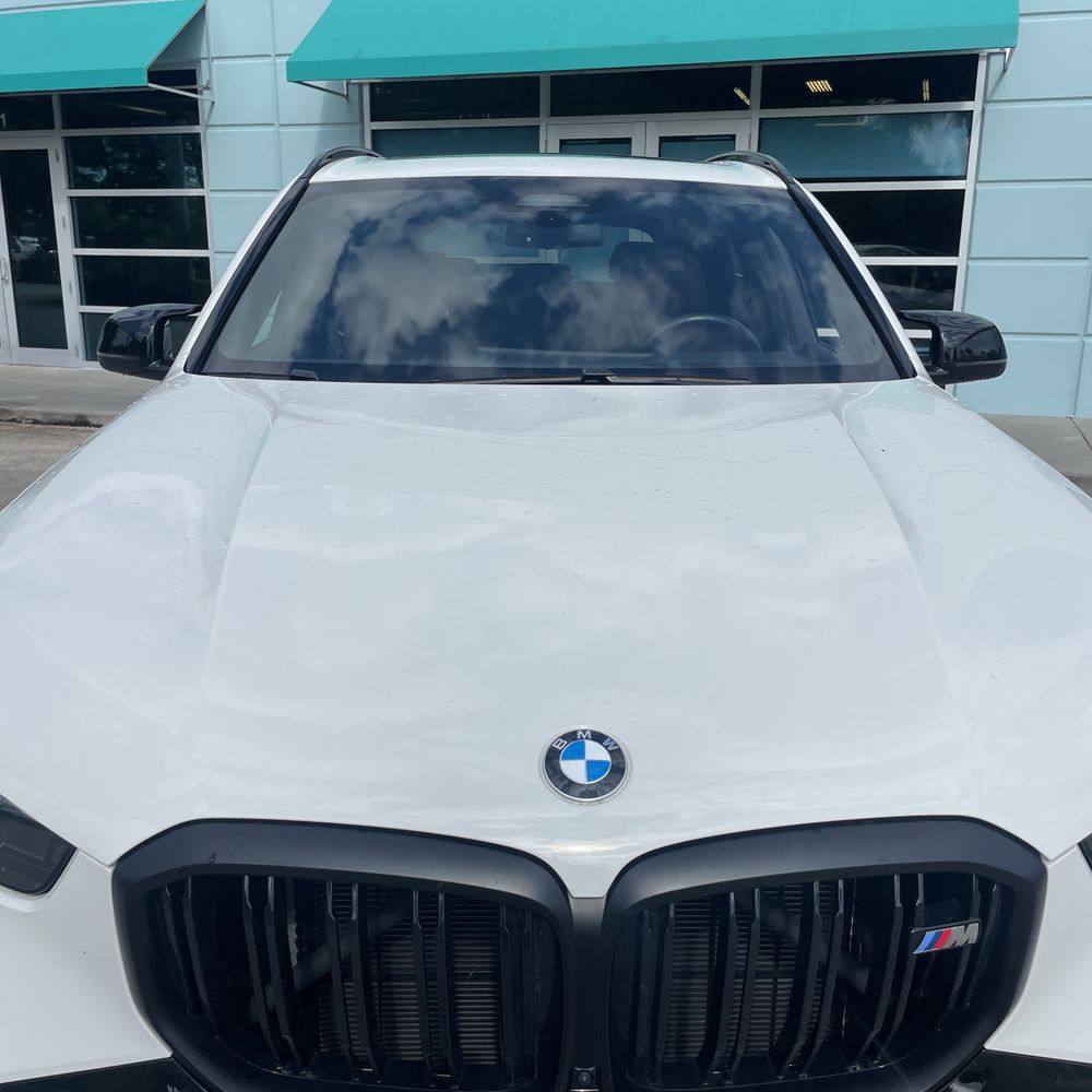 2025 BMW X5 M60i