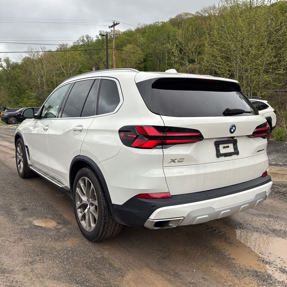 2024 BMW X5 xDrive50e