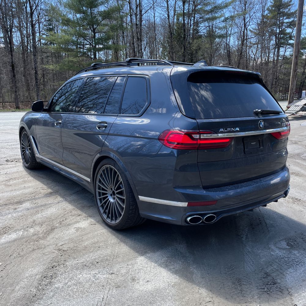 2021 BMW X7 ALPINA XB7