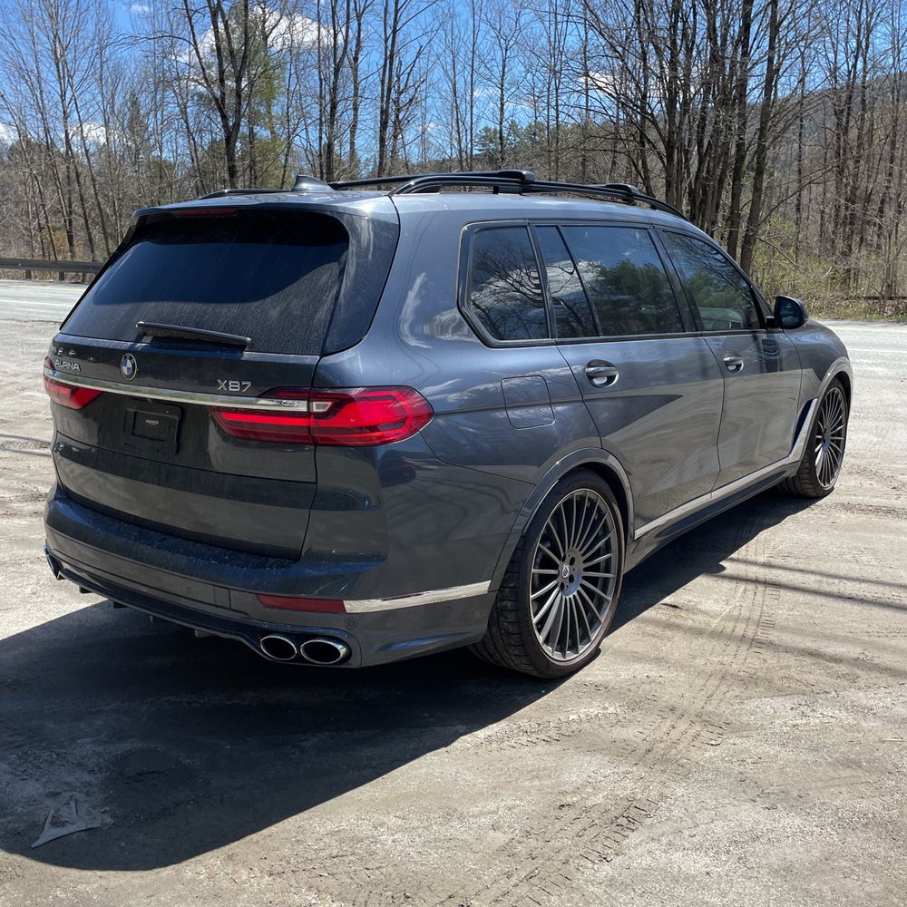 2021 BMW X7 ALPINA XB7