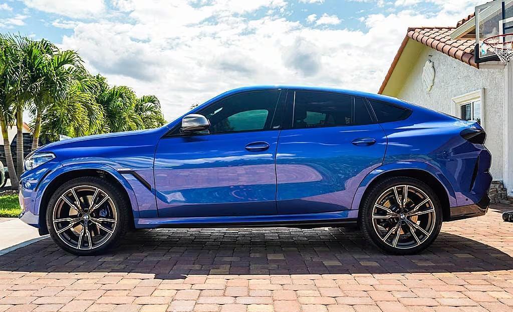 2020 BMW X6 M50i