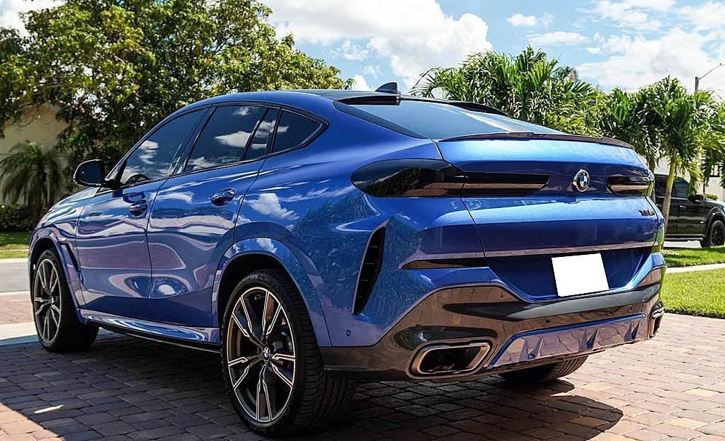 2020 BMW X6 M50i