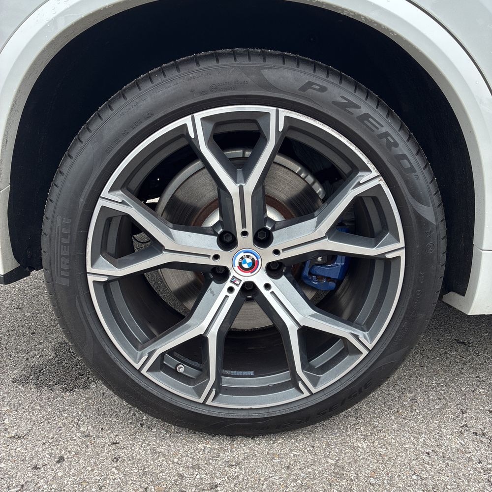 2023 BMW X5 M50i