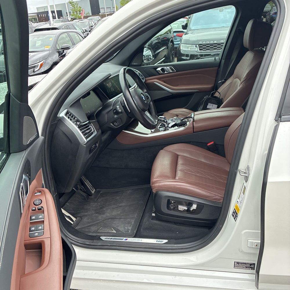 2023 BMW X5 M50i