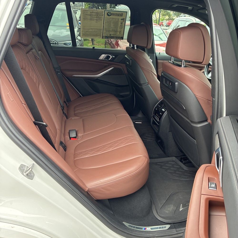 2023 BMW X5 M50i