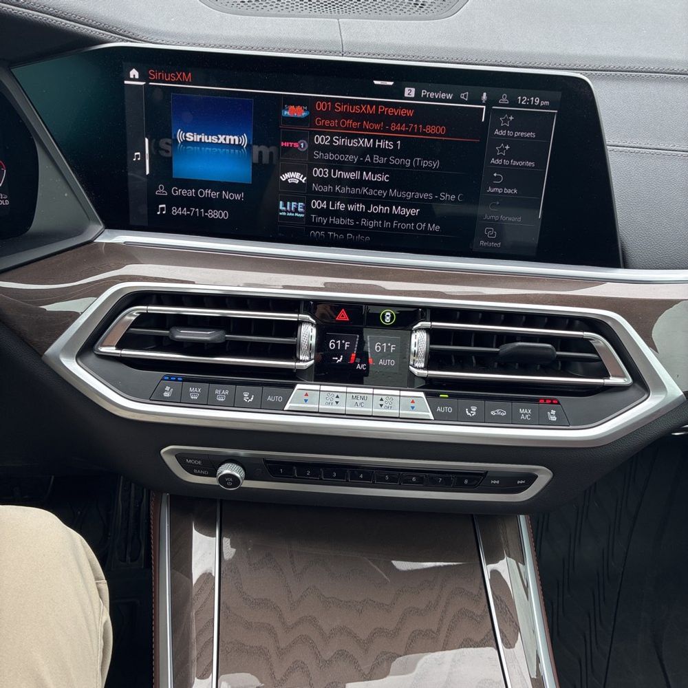 2023 BMW X5 M50i