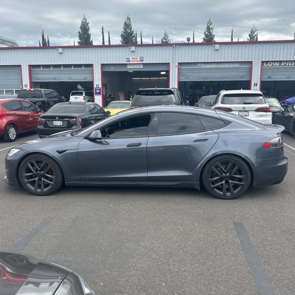2021 Tesla Model S Plaid
