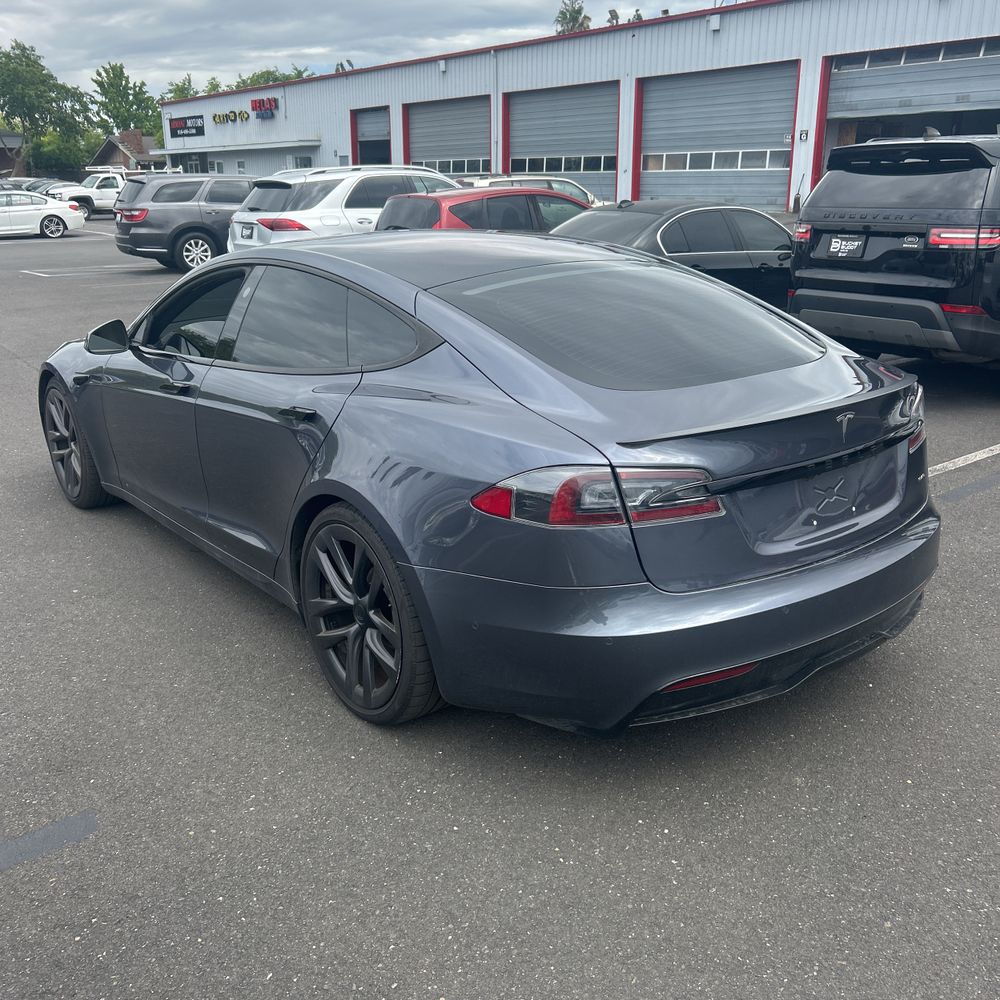 2021 Tesla Model S Plaid