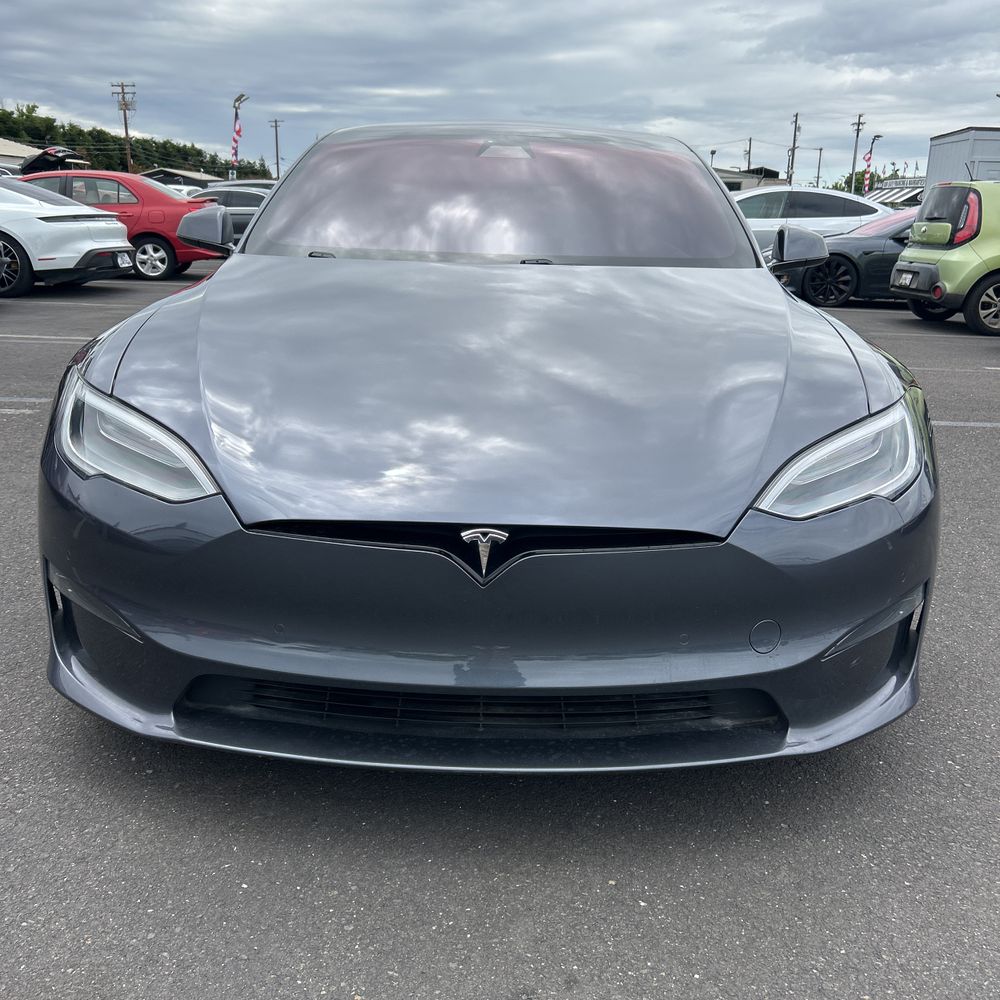 2021 Tesla Model S Plaid