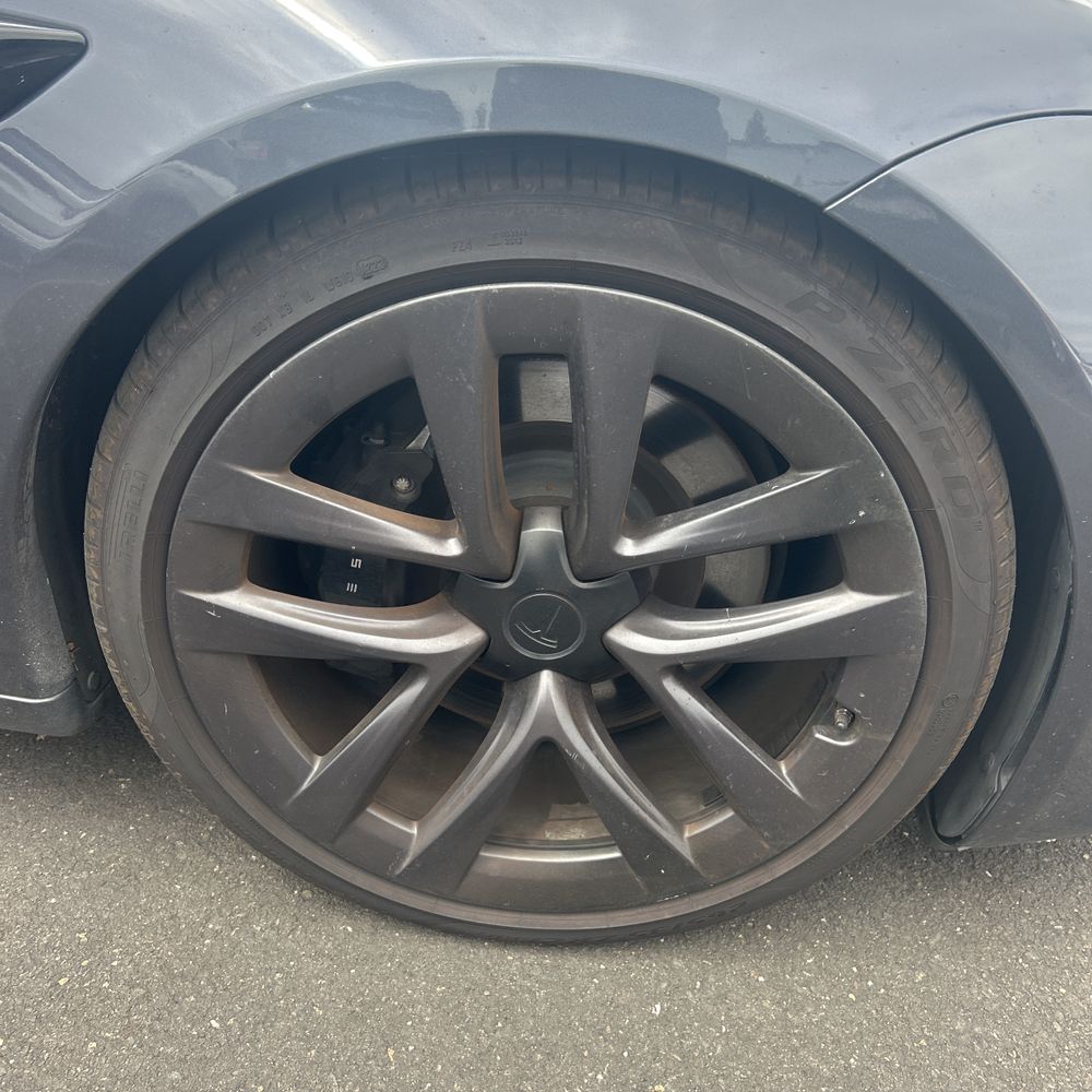 2021 Tesla Model S Plaid