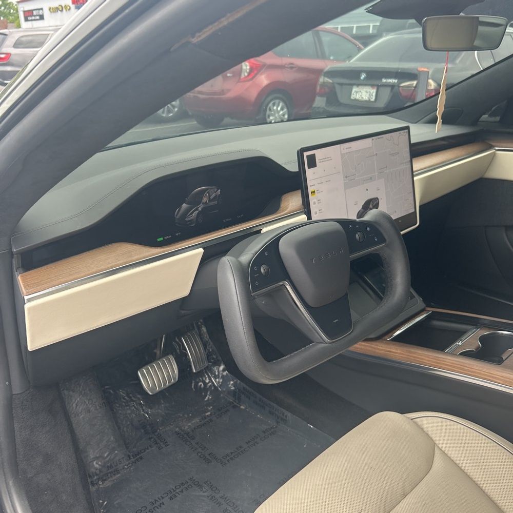 2021 Tesla Model S Plaid