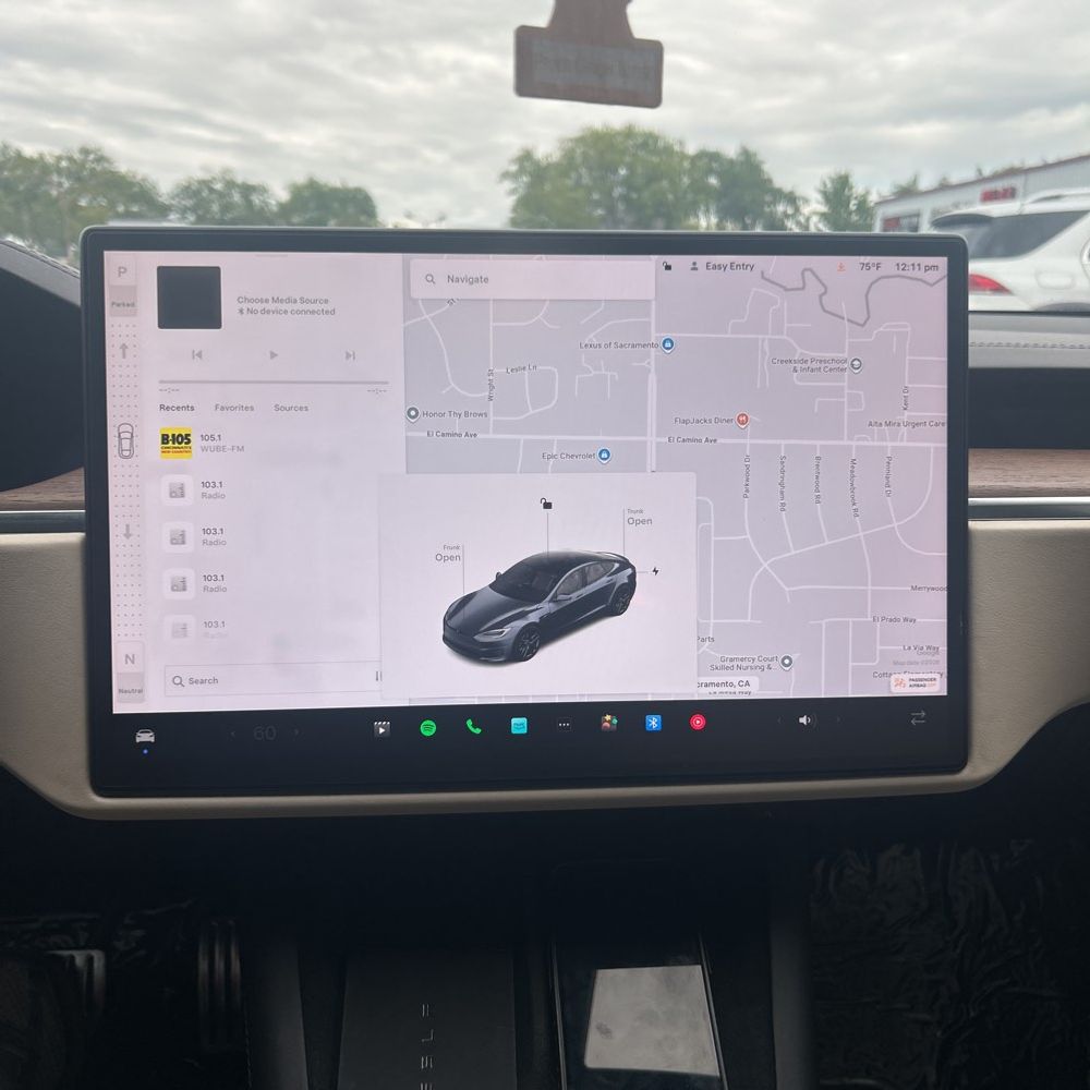 2021 Tesla Model S Plaid