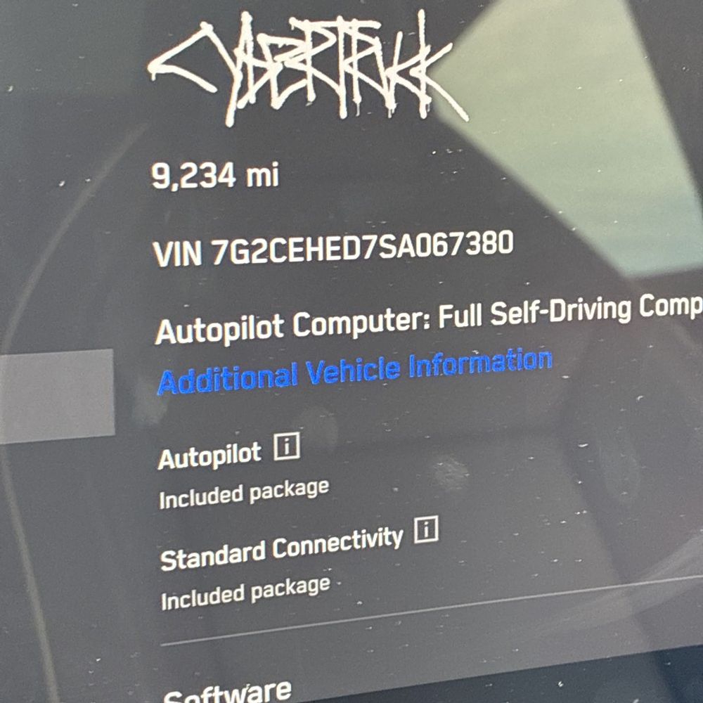 2025 Tesla Cybertruck
