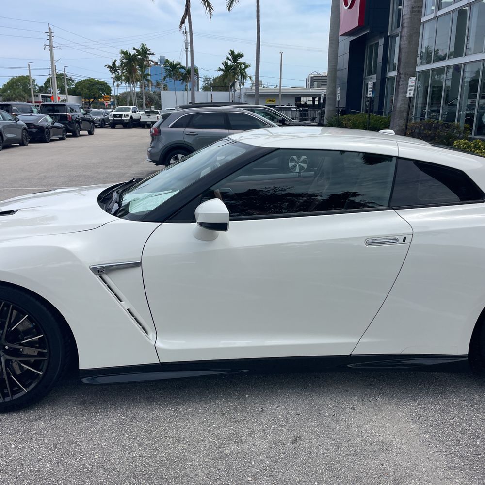 2021 Nissan GT-R Premium