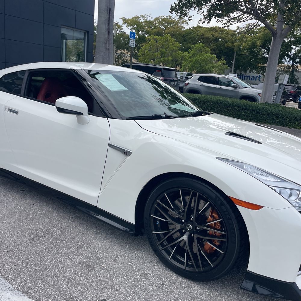 2021 Nissan GT-R Premium
