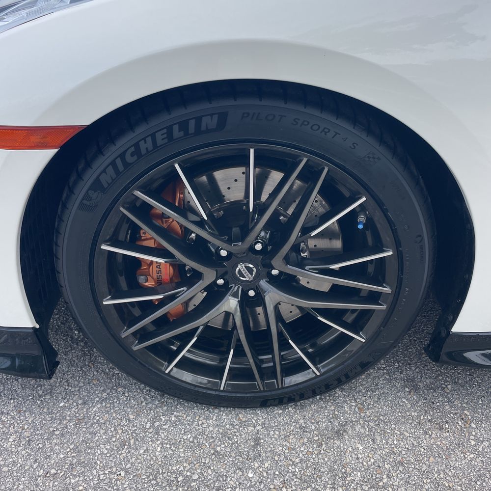 2021 Nissan GT-R Premium