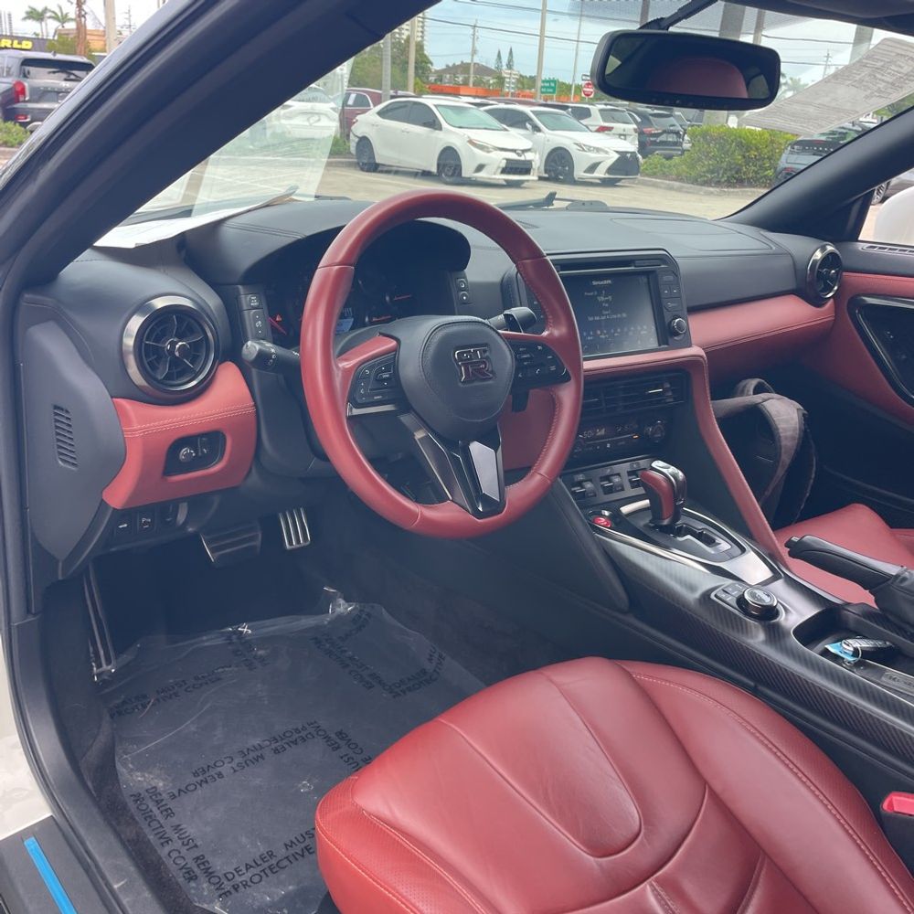 2021 Nissan GT-R Premium