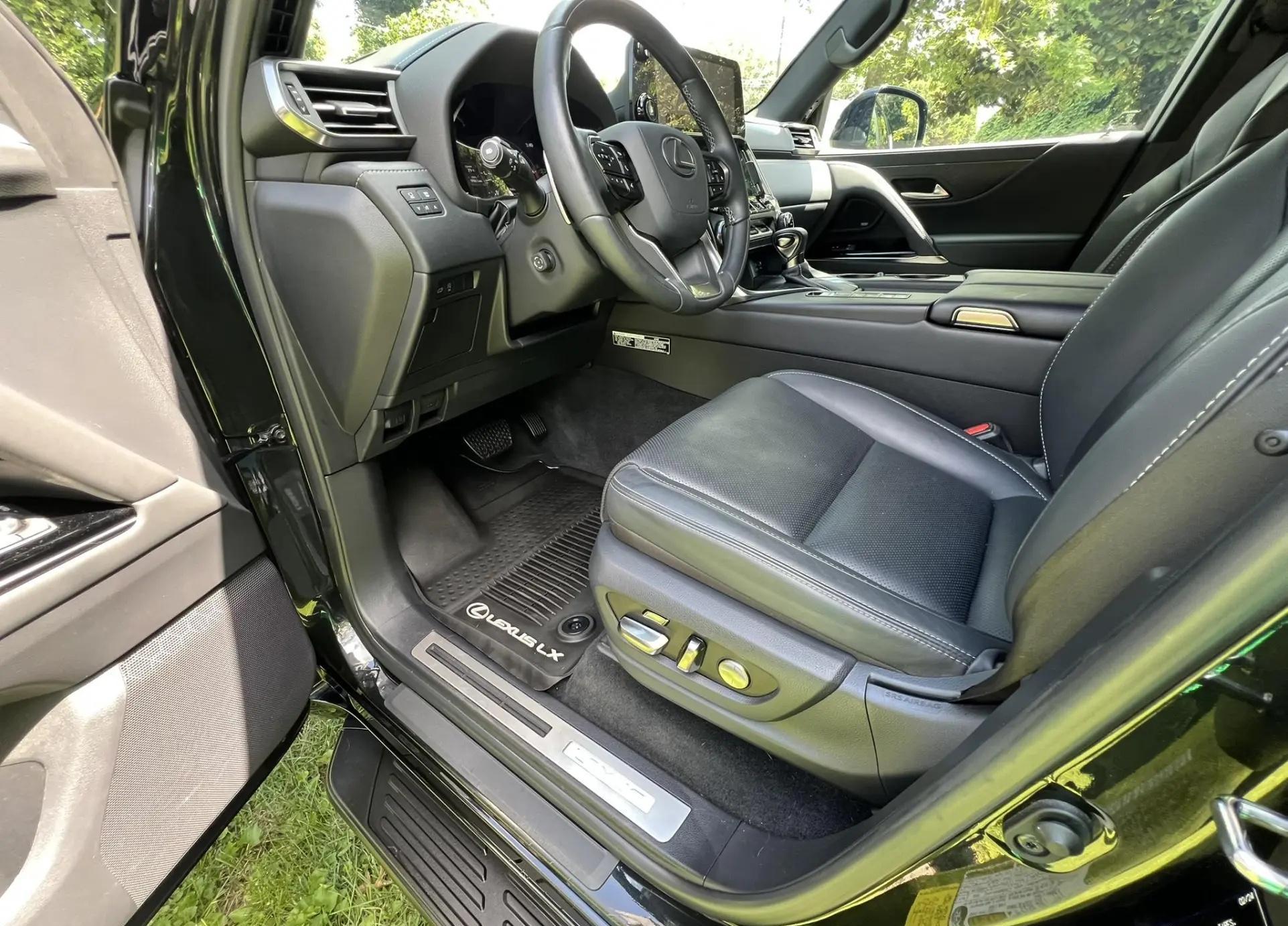 2024 Lexus LX600