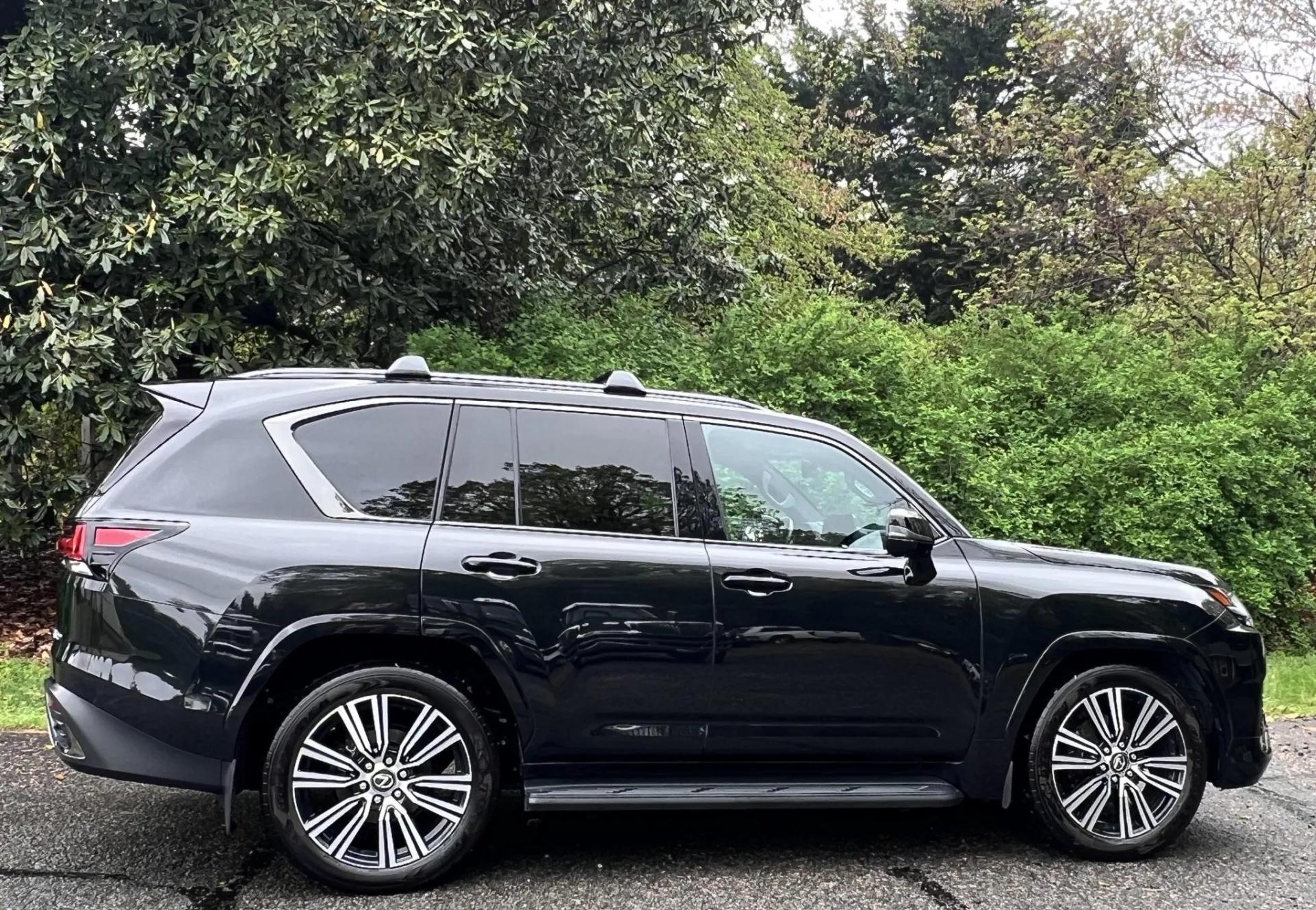 2024 Lexus LX600