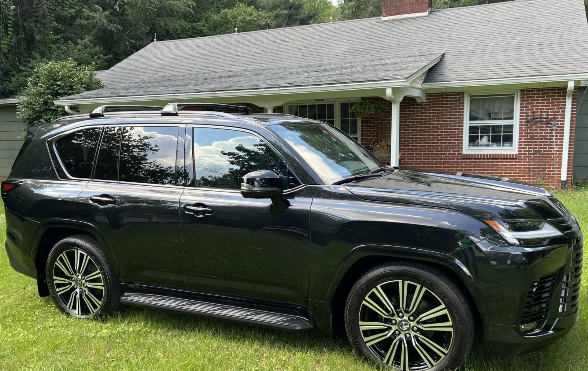 2024 Lexus LX600