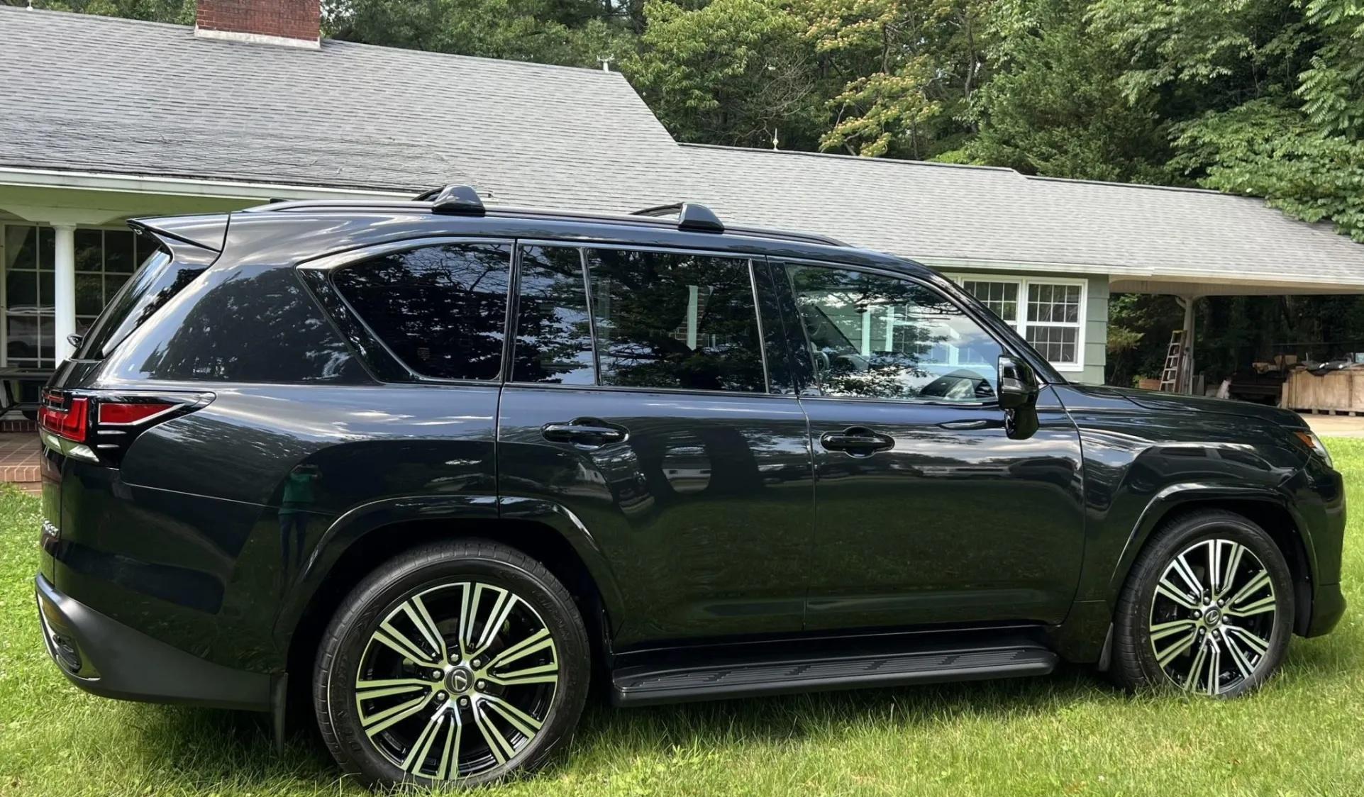 2024 Lexus LX600