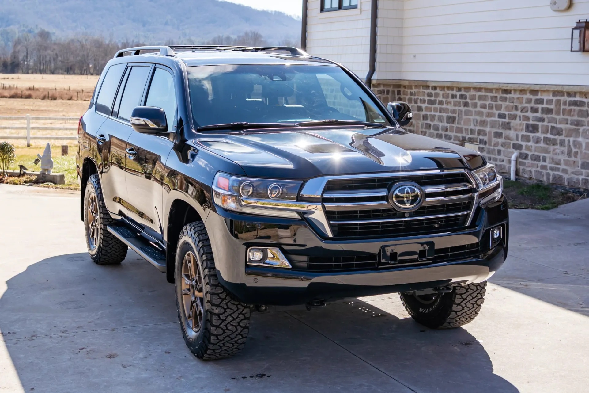 2020 Toyota Land Cruiser Heritage Edition