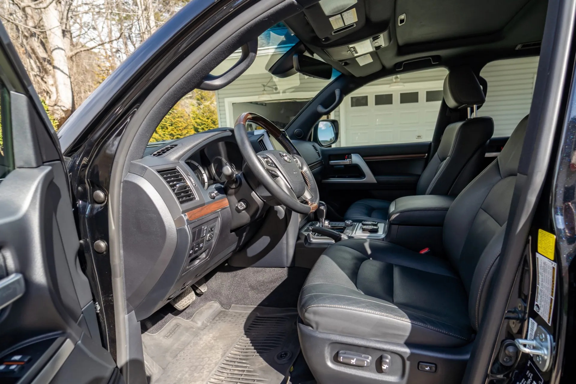 2020 Toyota Land Cruiser Heritage Edition