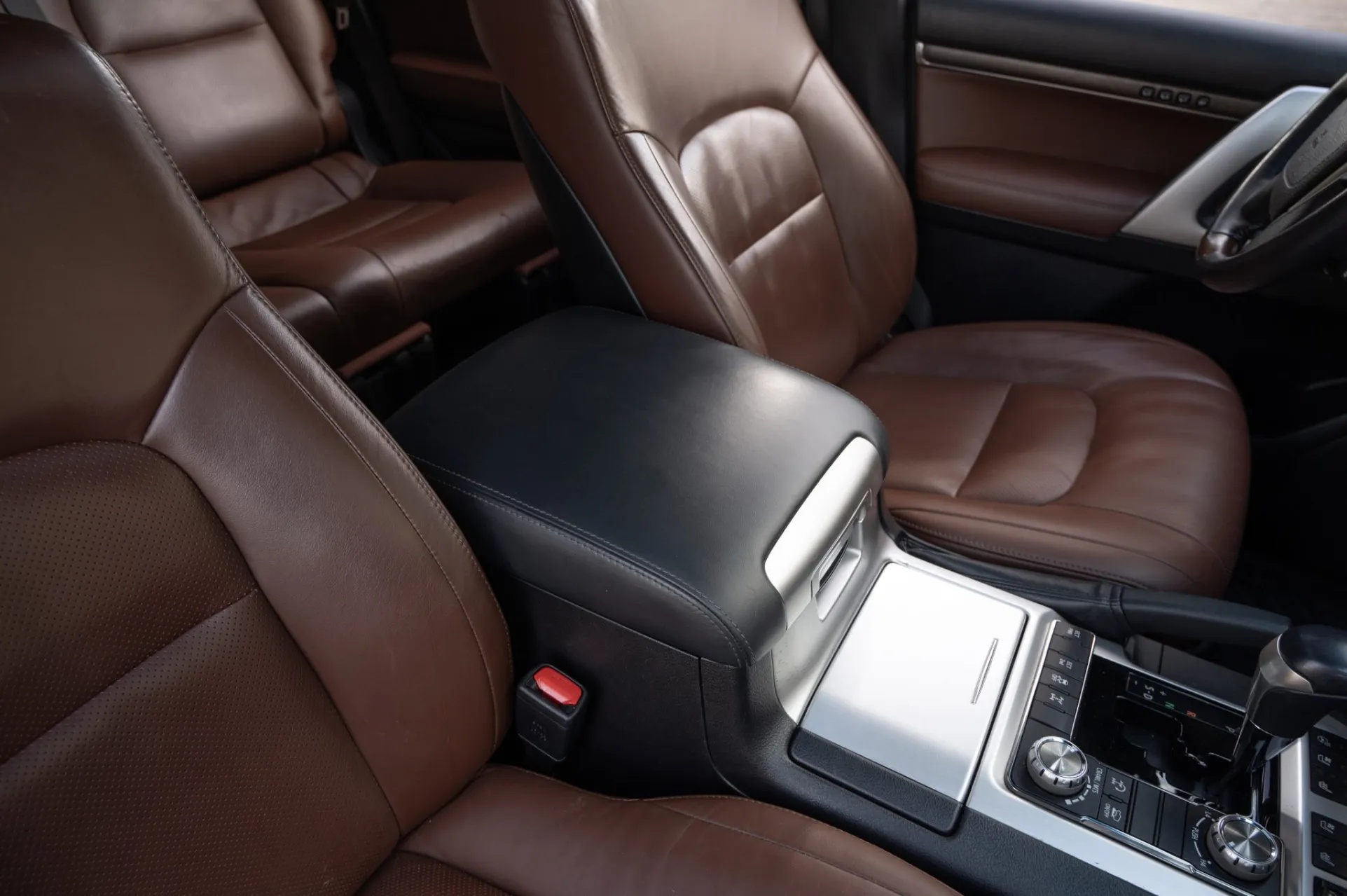 2019 Toyota Land Cruiser URJ200