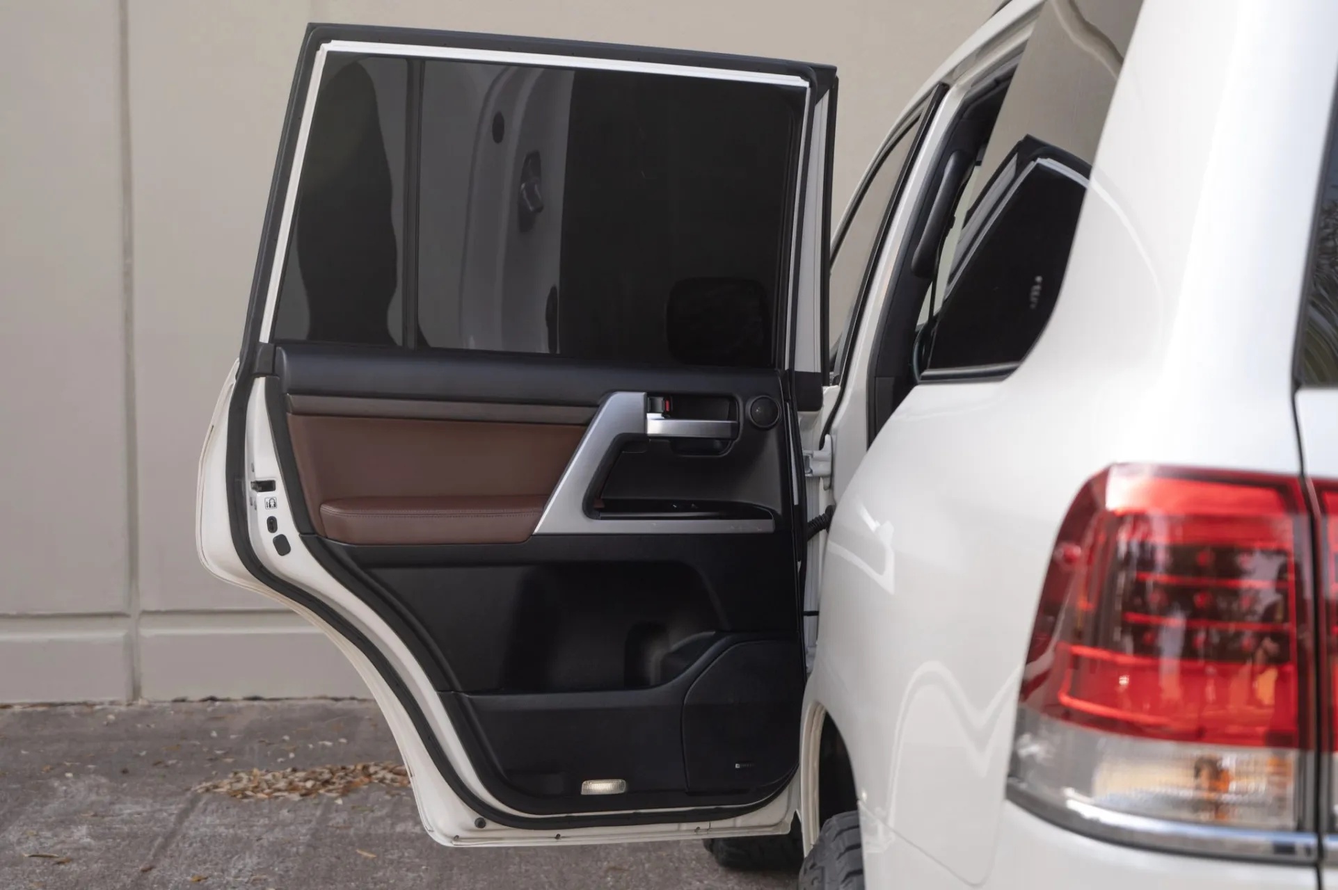 2019 Toyota Land Cruiser URJ200