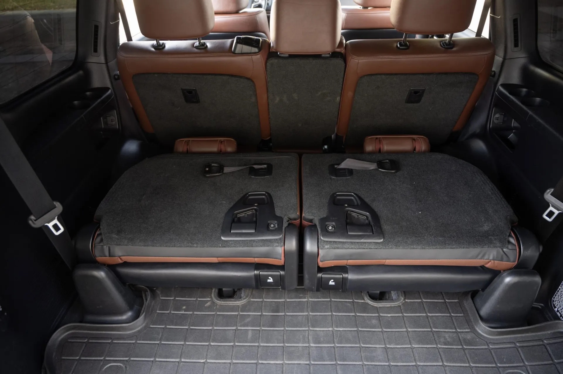 2019 Toyota Land Cruiser URJ200