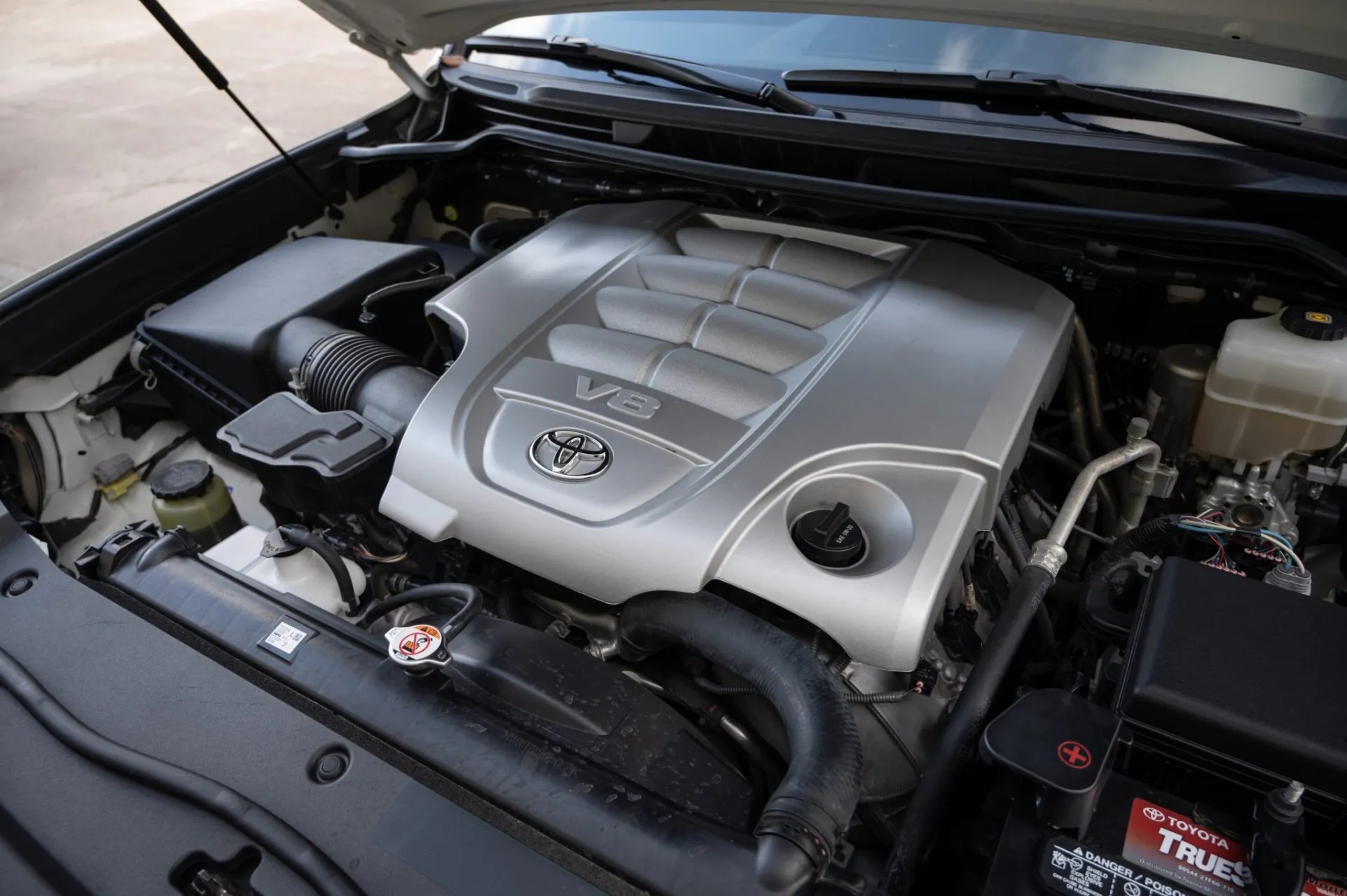 2019 Toyota Land Cruiser URJ200