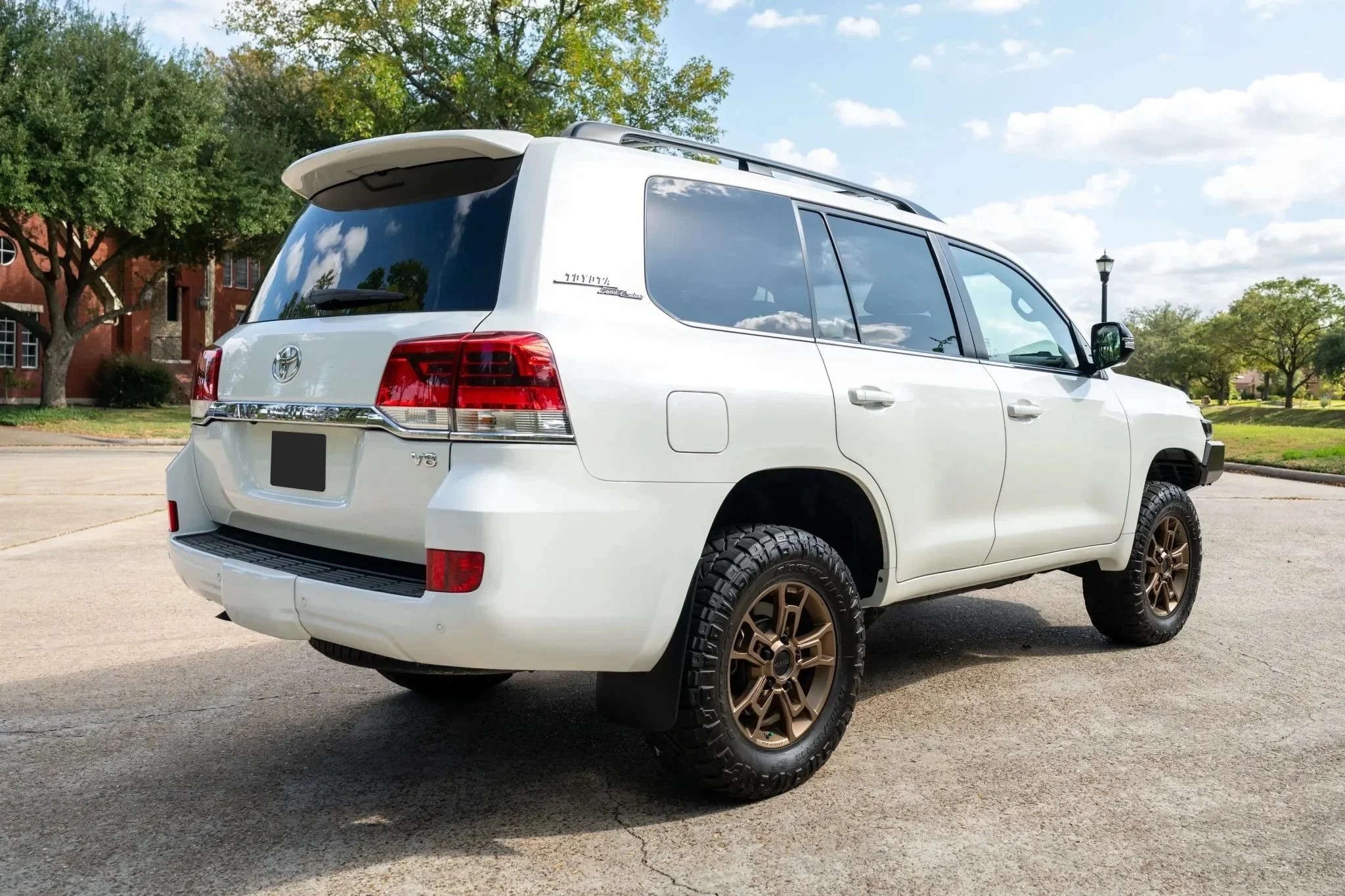 2021 Toyota Land Cruiser Heritage Edition