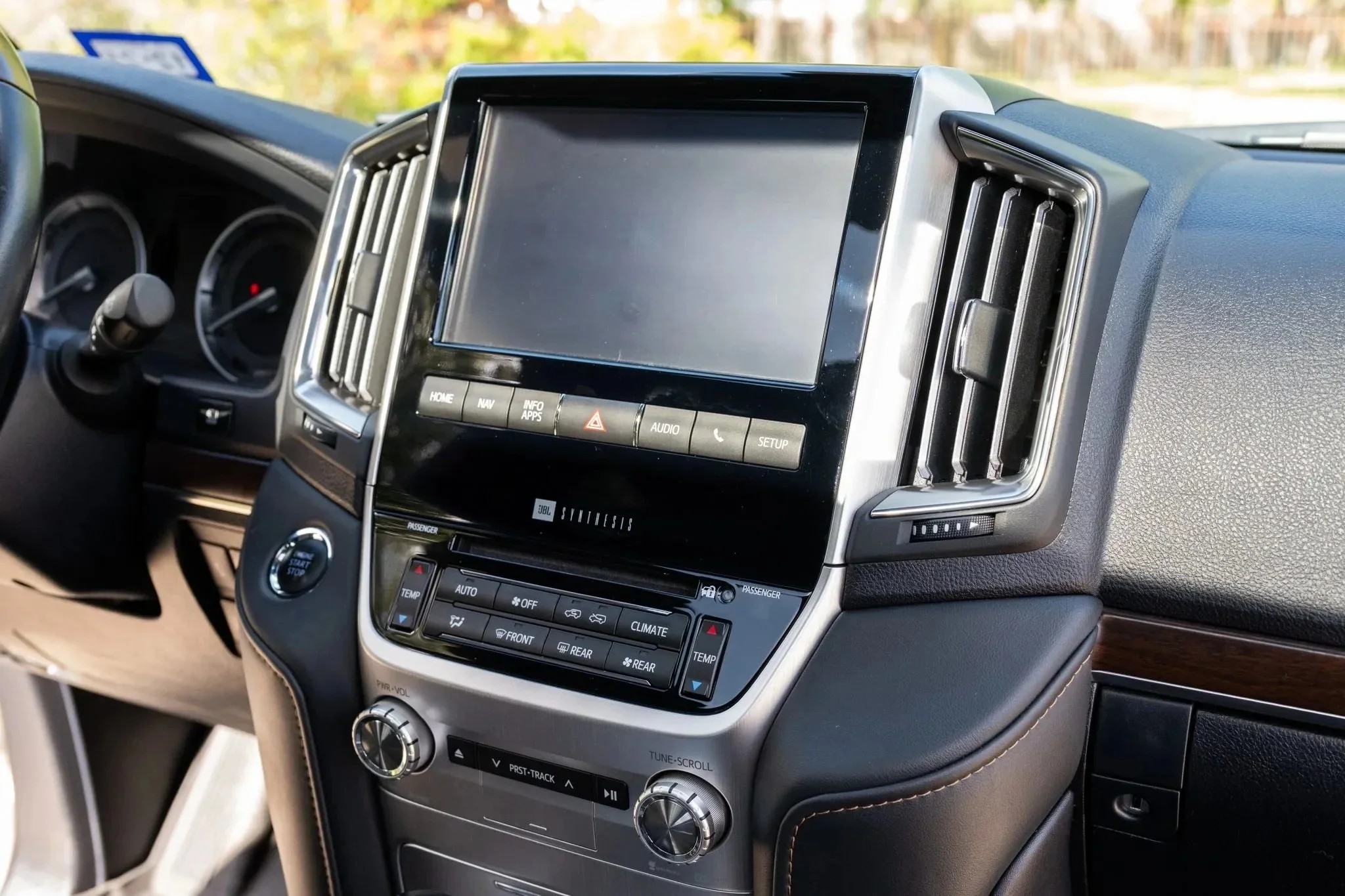 2021 Toyota Land Cruiser Heritage Edition
