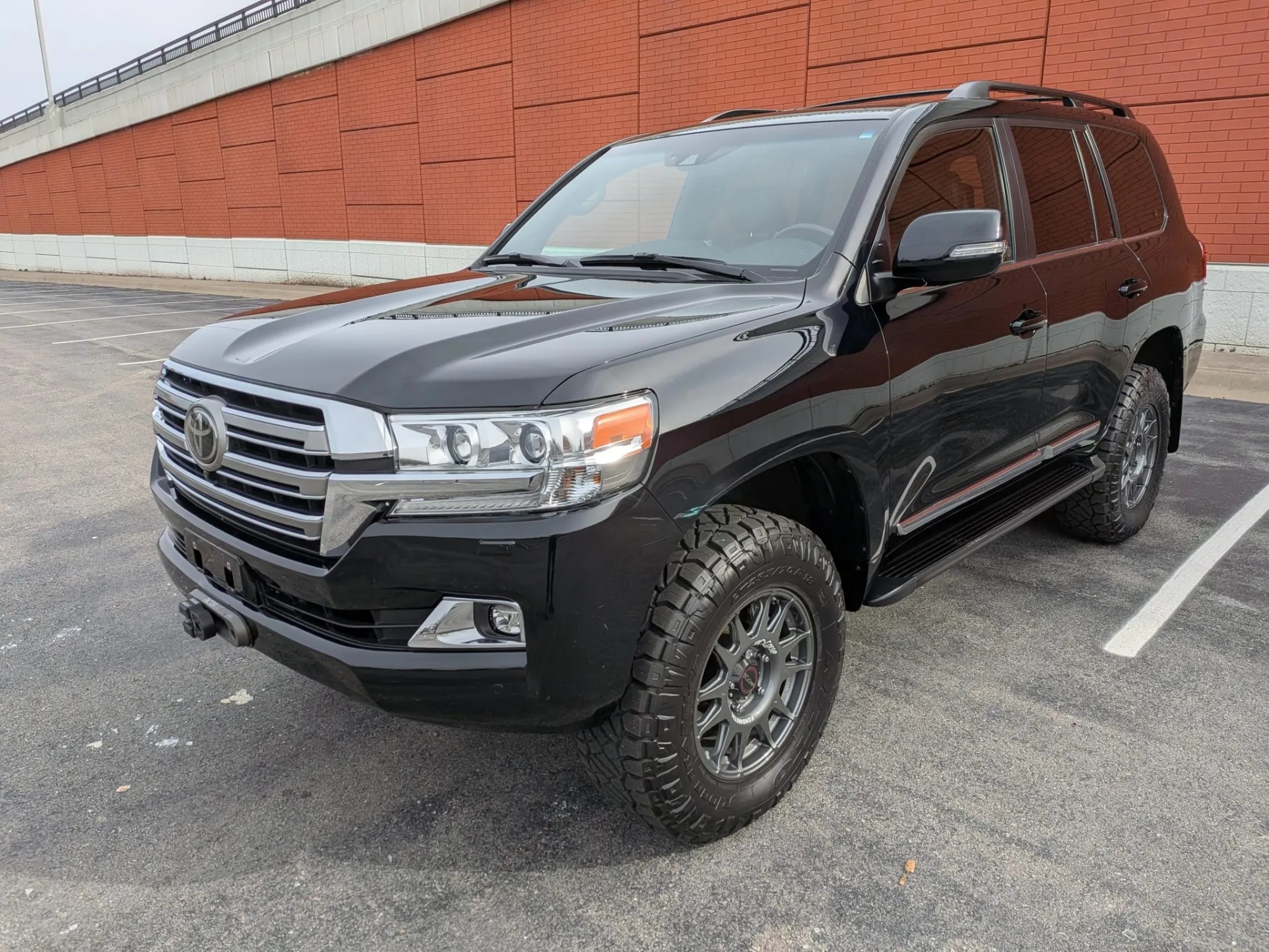 2021 Toyota Land Cruiser