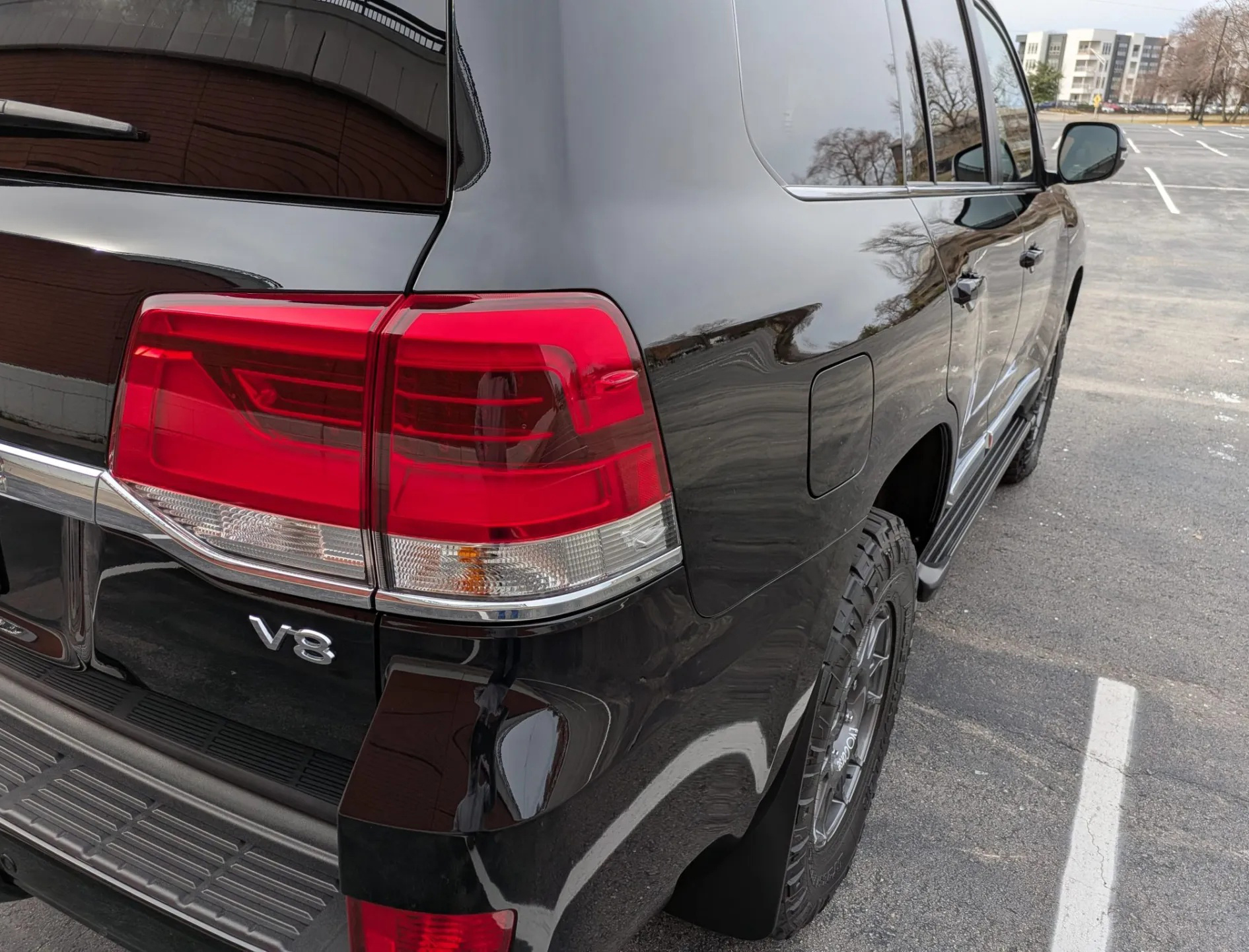 2021 Toyota Land Cruiser