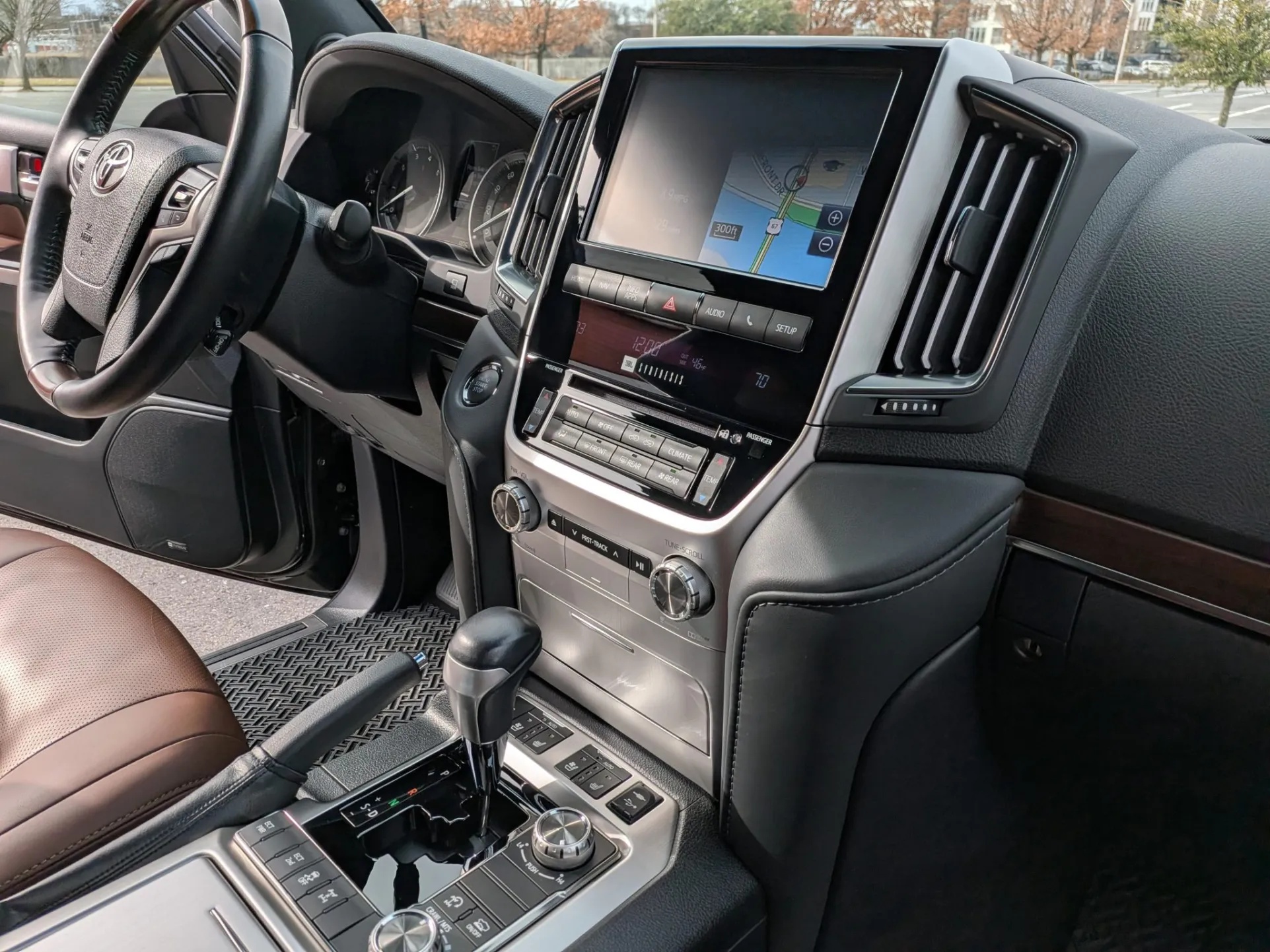 2021 Toyota Land Cruiser