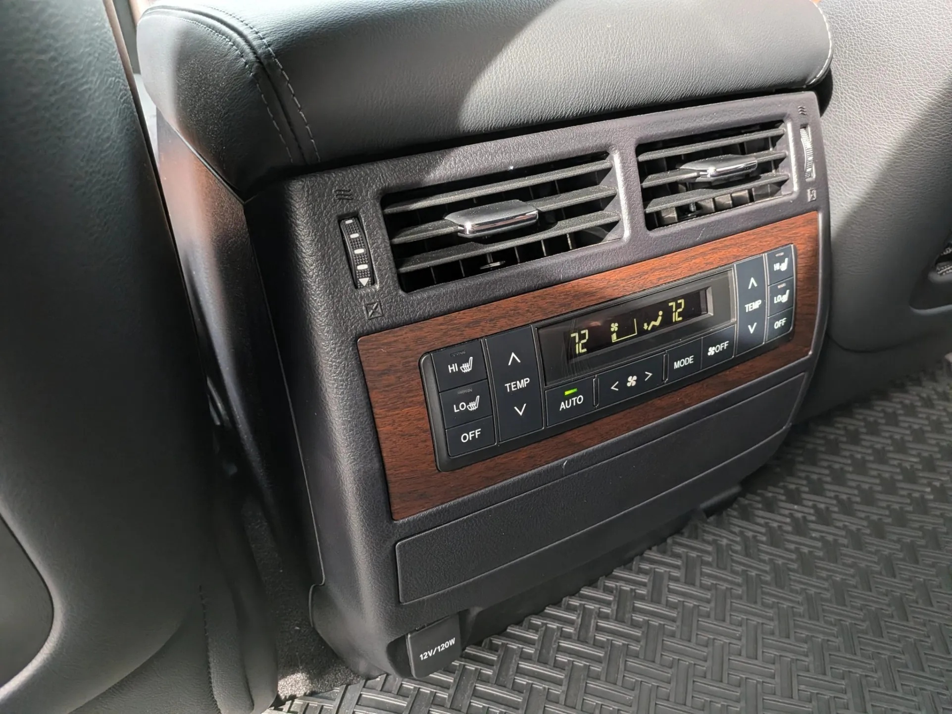 2021 Toyota Land Cruiser
