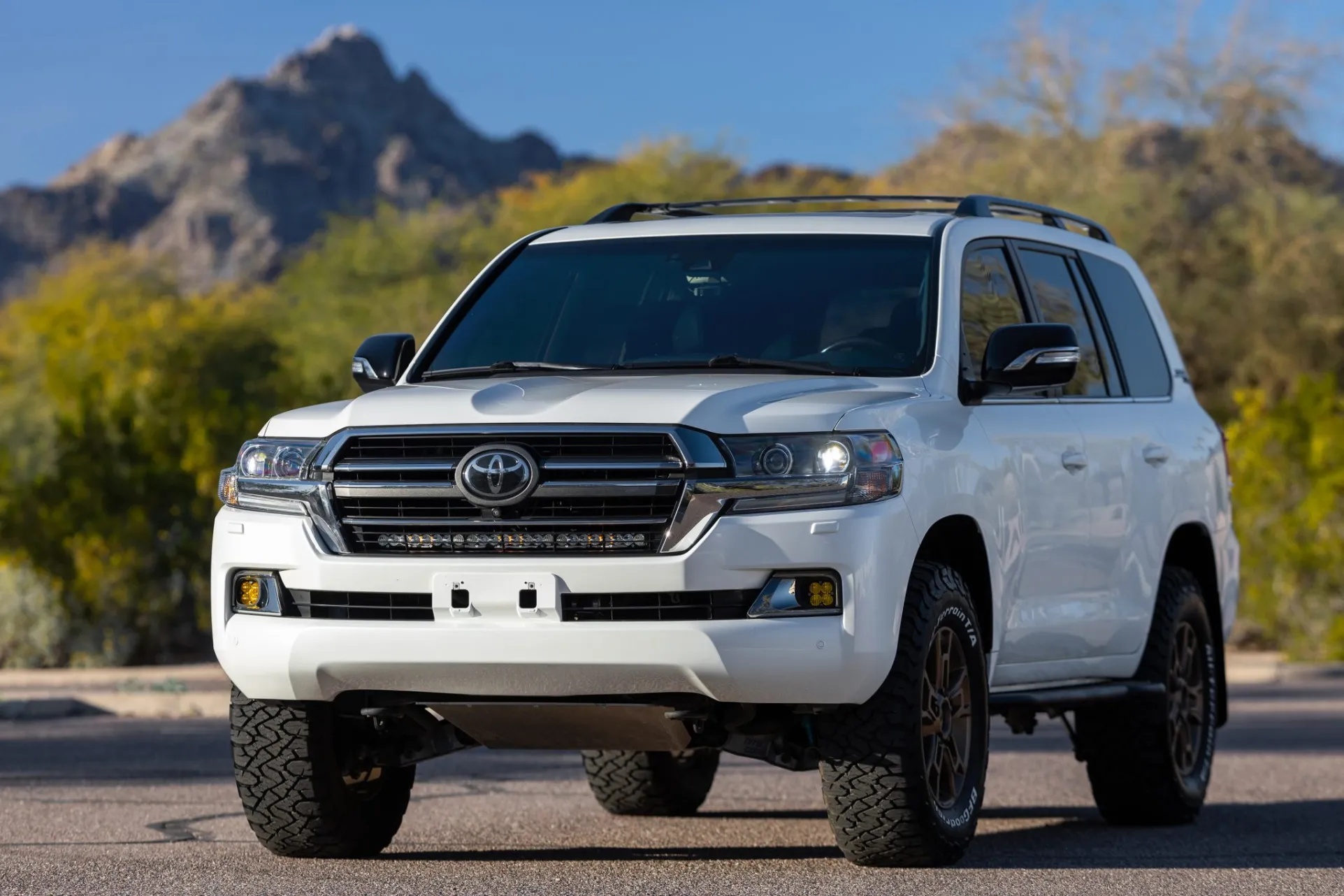2021 Toyota Land Cruiser Heritage Edition