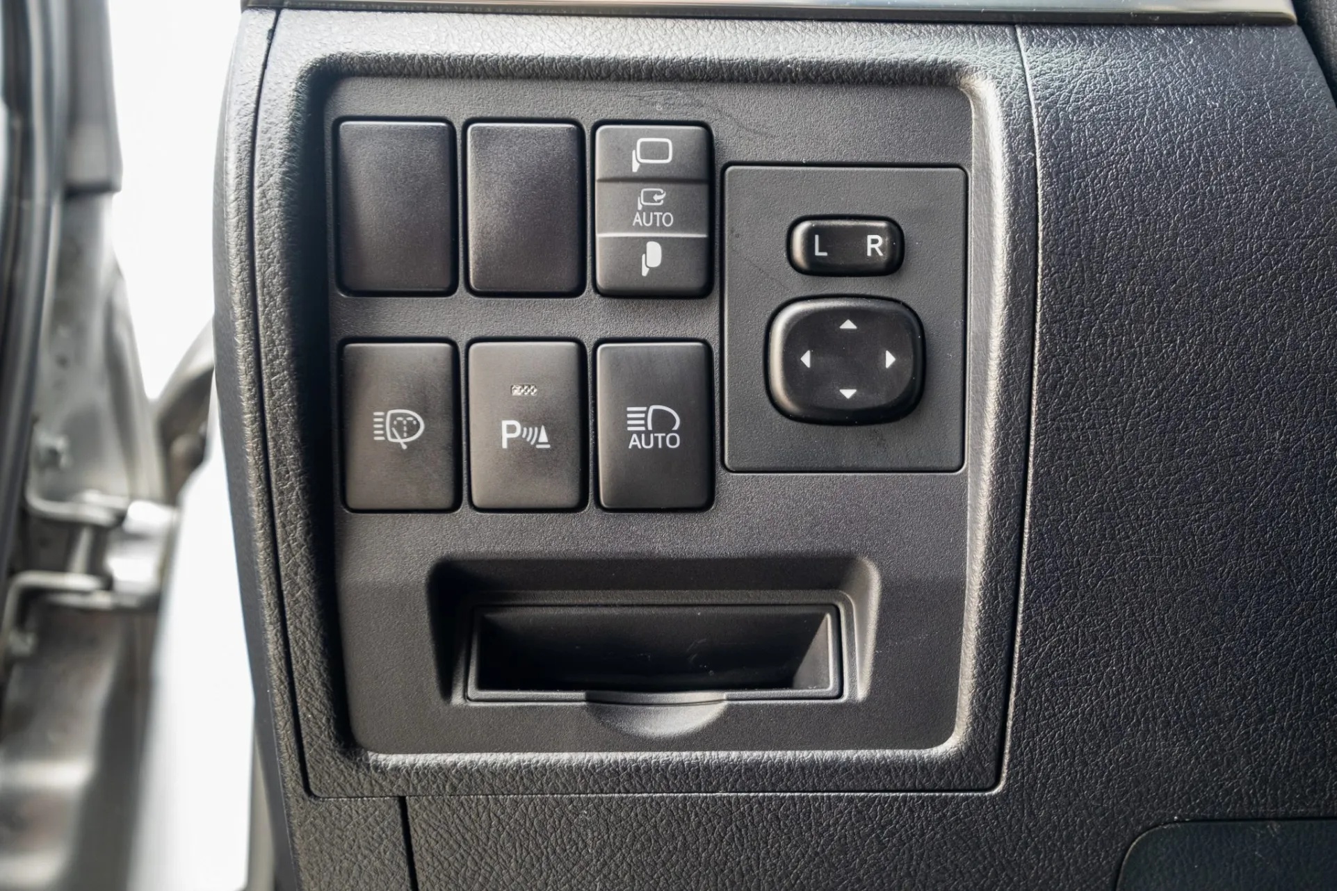 2021 Toyota Land Cruiser Heritage Edition