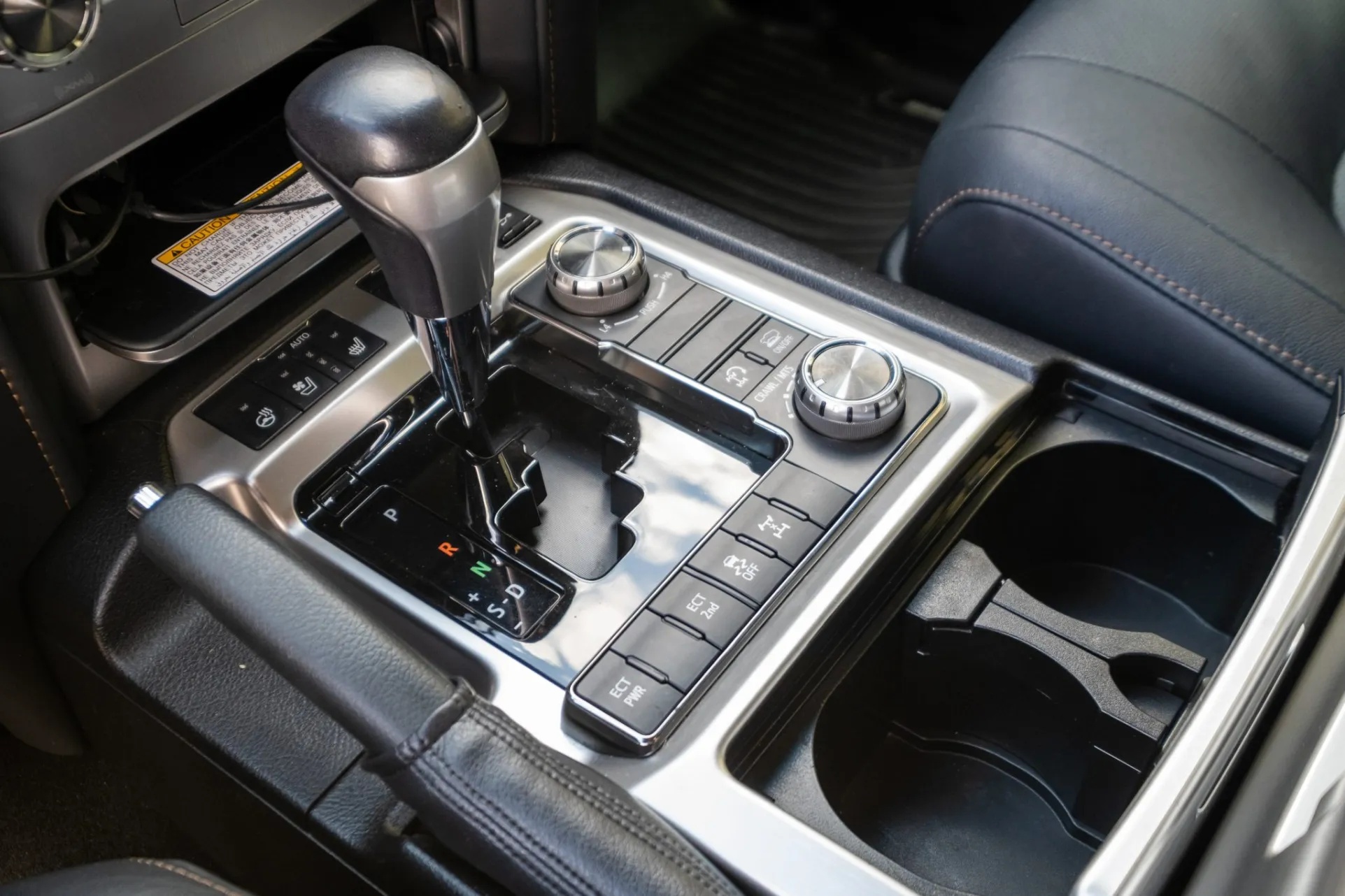 2021 Toyota Land Cruiser Heritage Edition