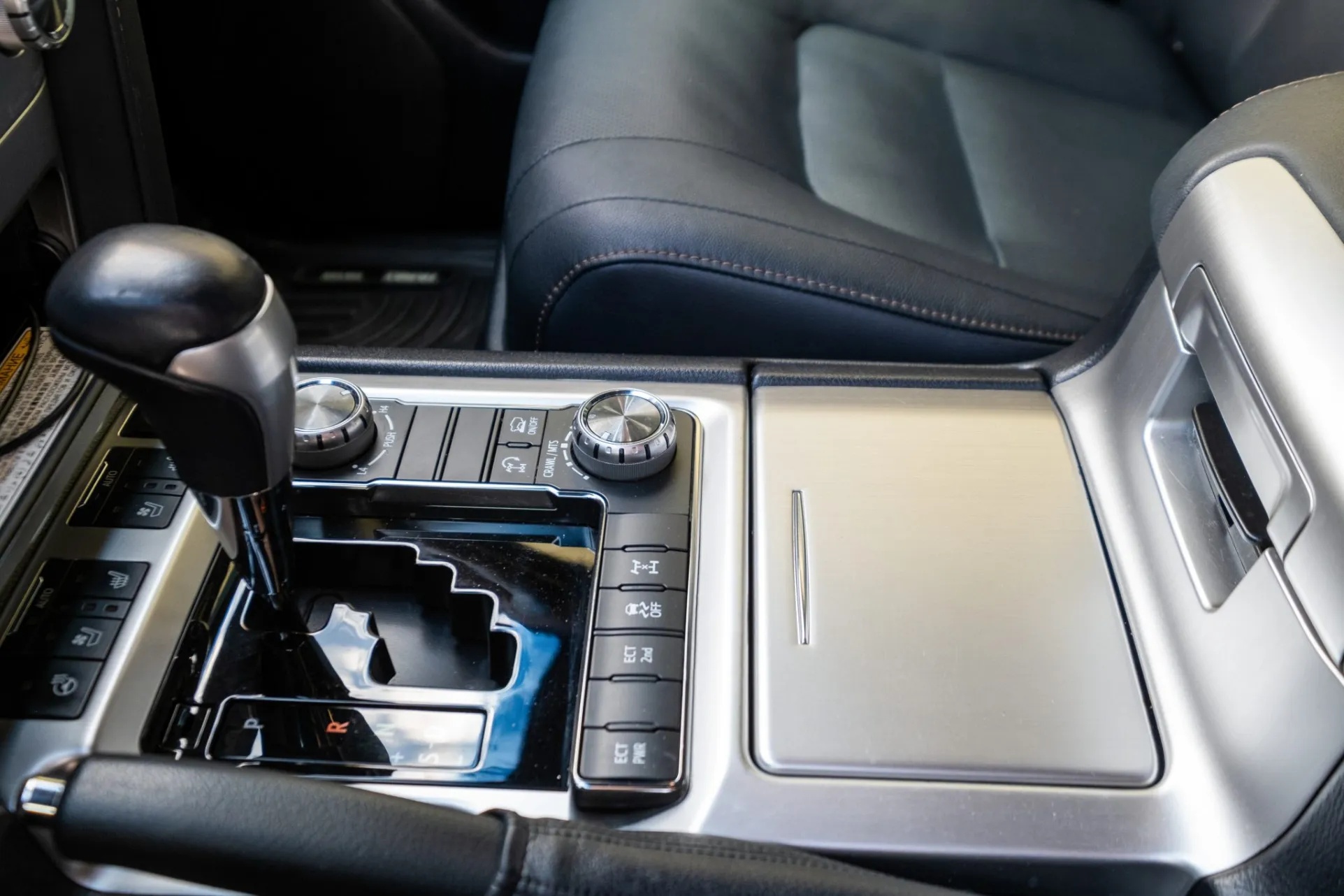 2021 Toyota Land Cruiser Heritage Edition