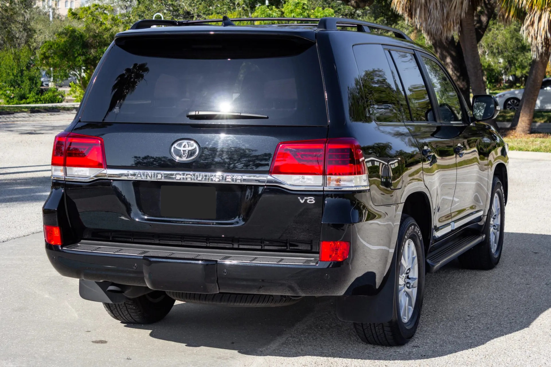 2021 Toyota Land Cruiser
