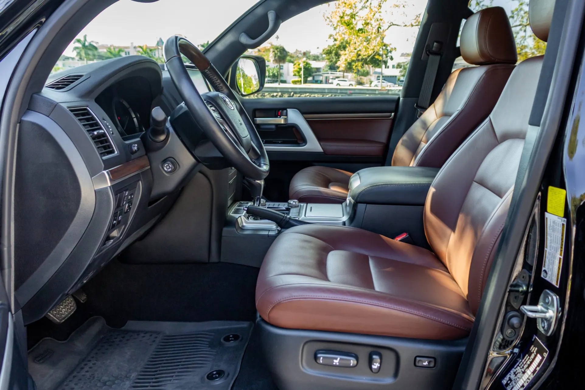 2021 Toyota Land Cruiser