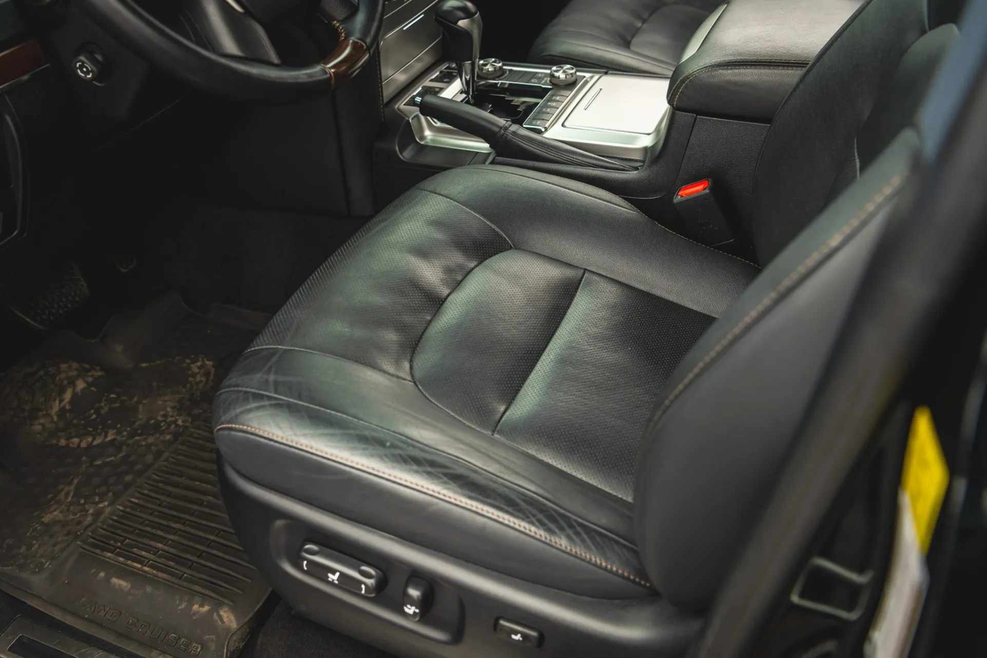 2021 Toyota Land Cruiser Heritage Edition