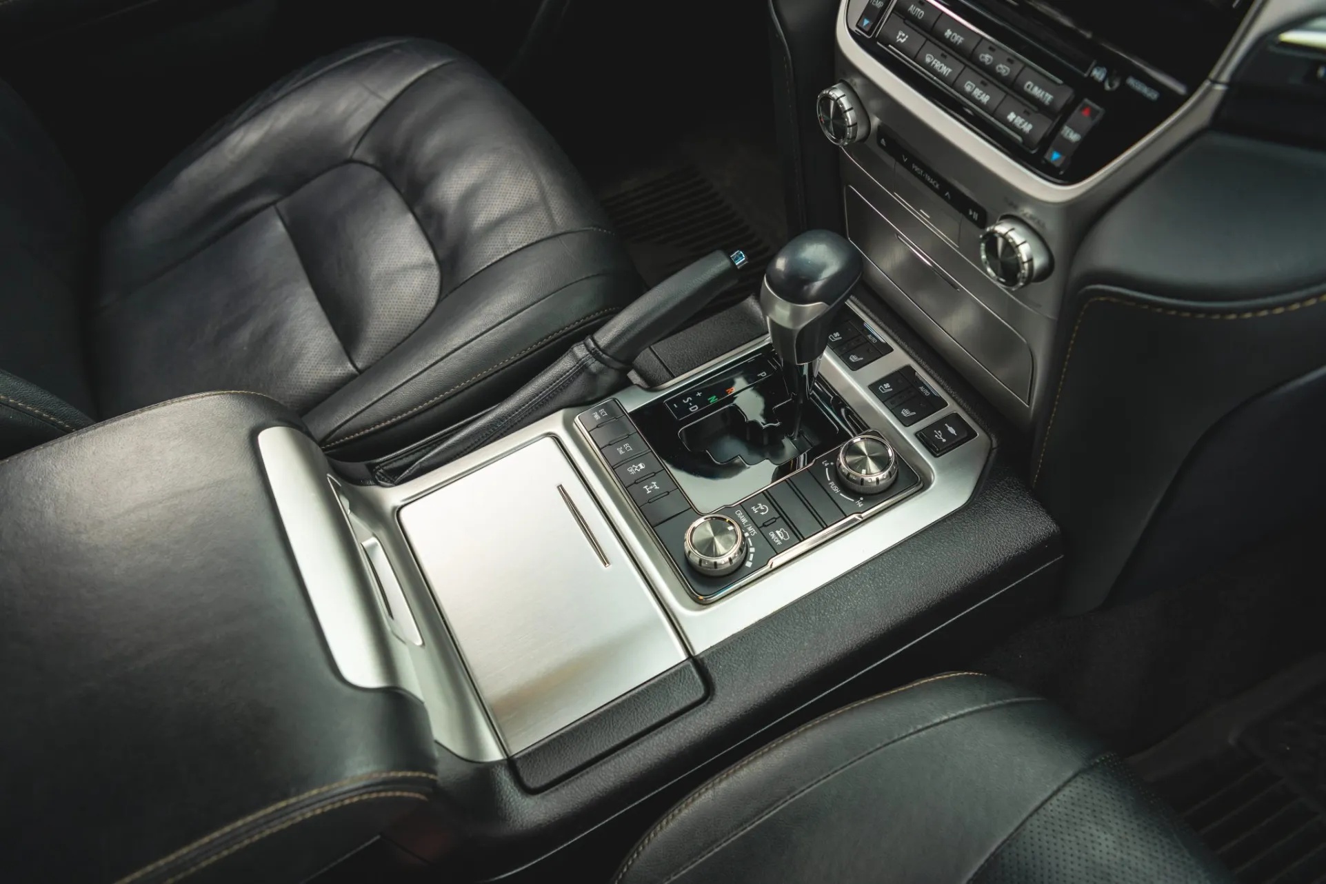 2021 Toyota Land Cruiser Heritage Edition