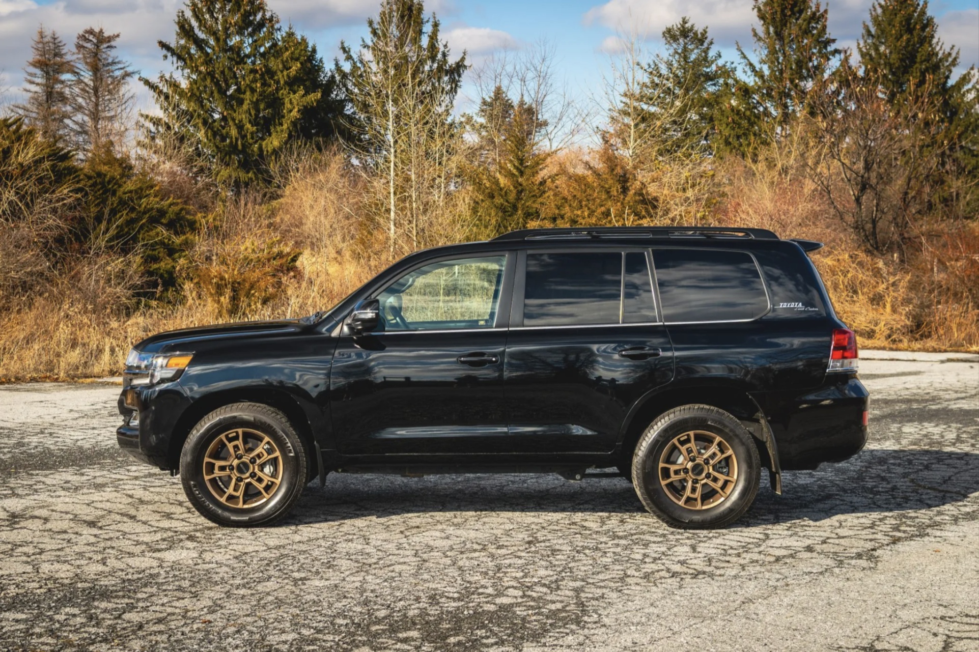 2021 Toyota Land Cruiser Heritage Edition