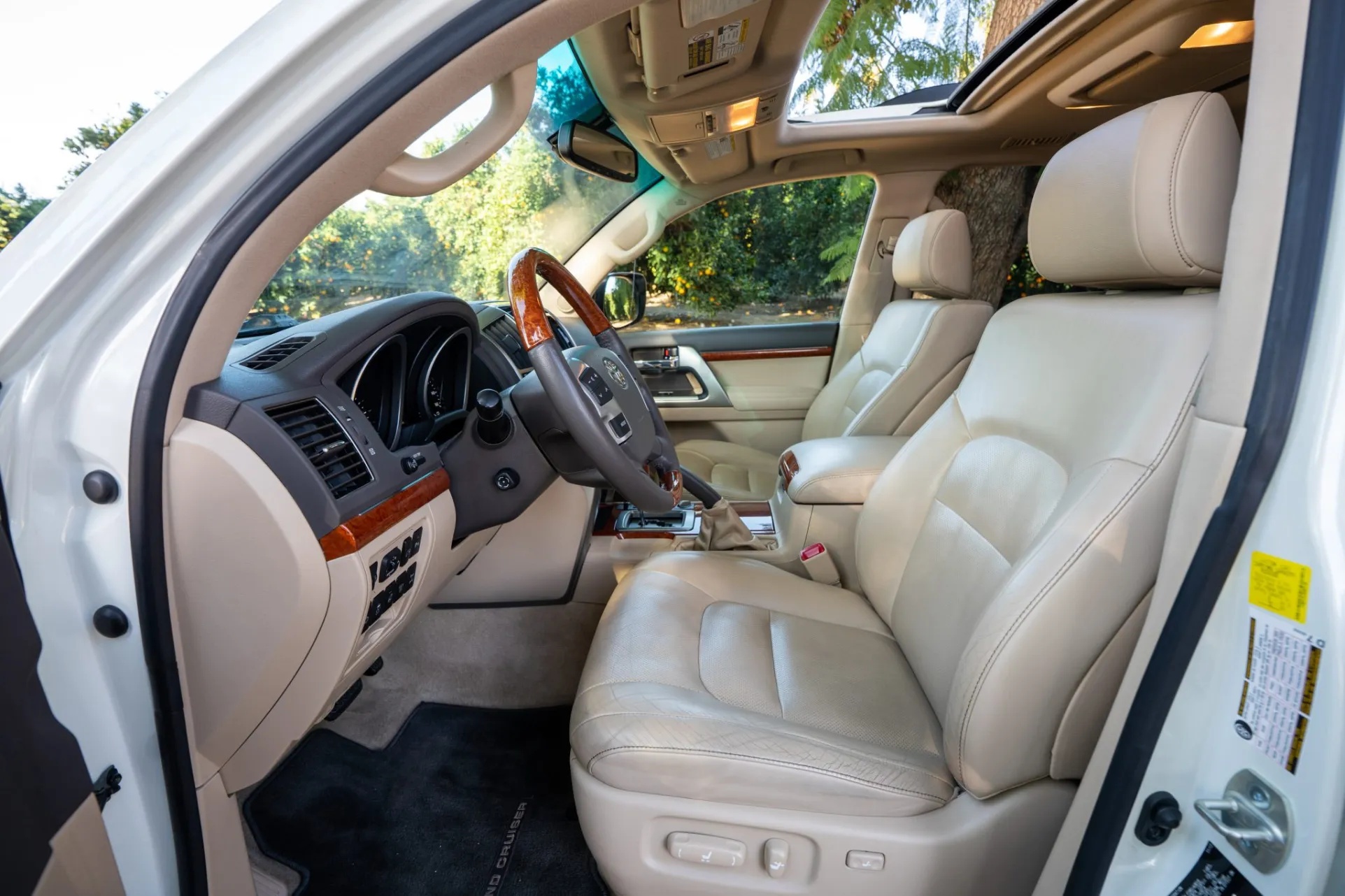 2014 Toyota Land Cruiser