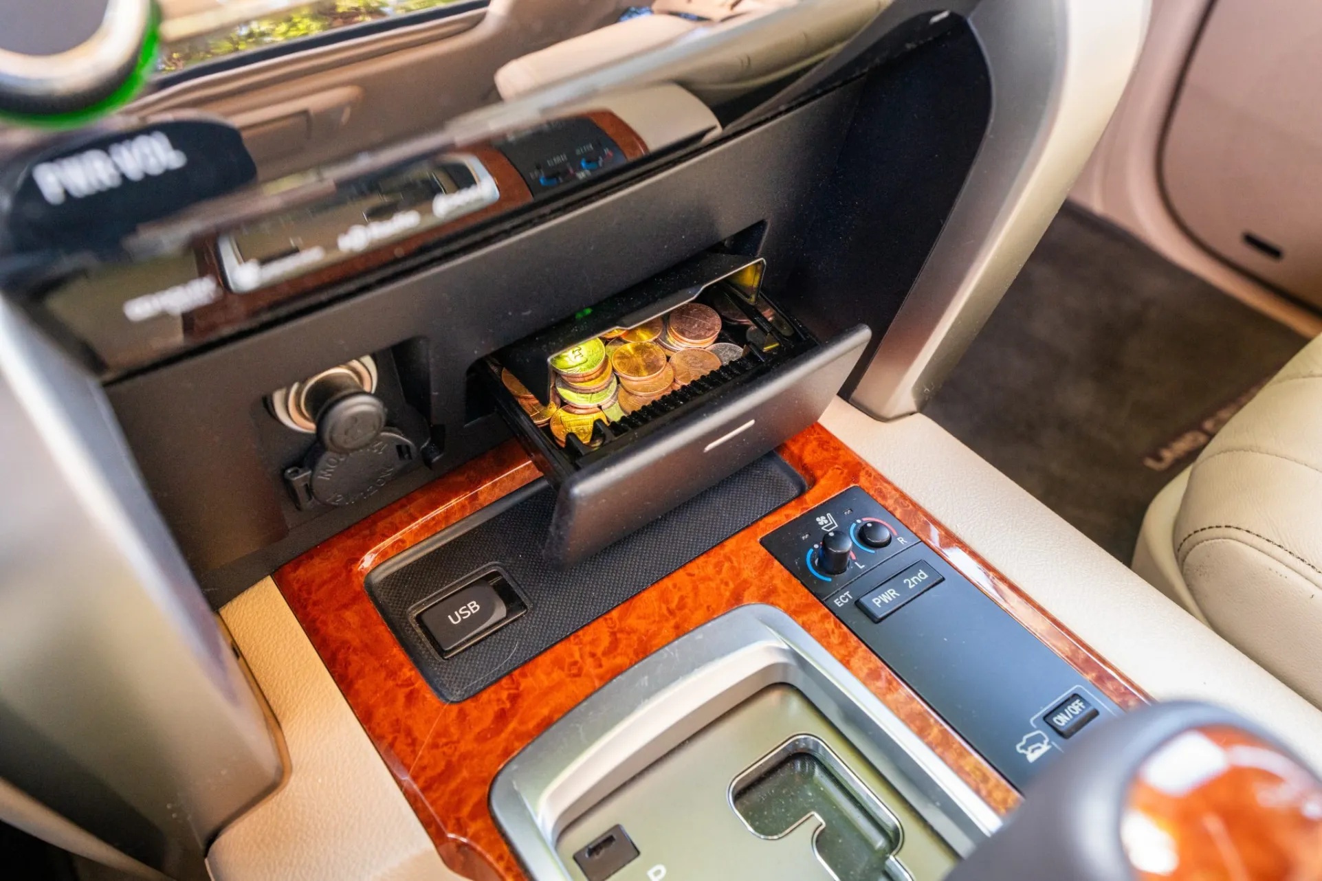 2014 Toyota Land Cruiser