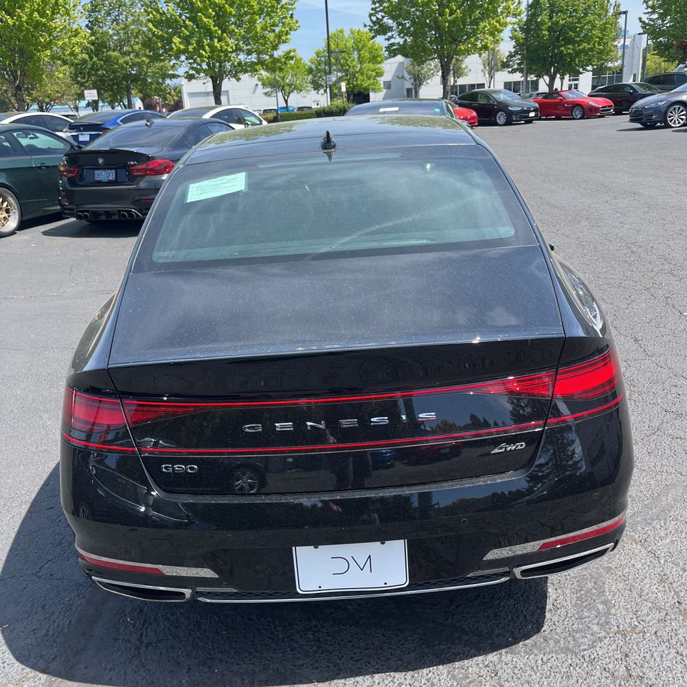 2025 Genesis G90 3.5T e-Supercharger